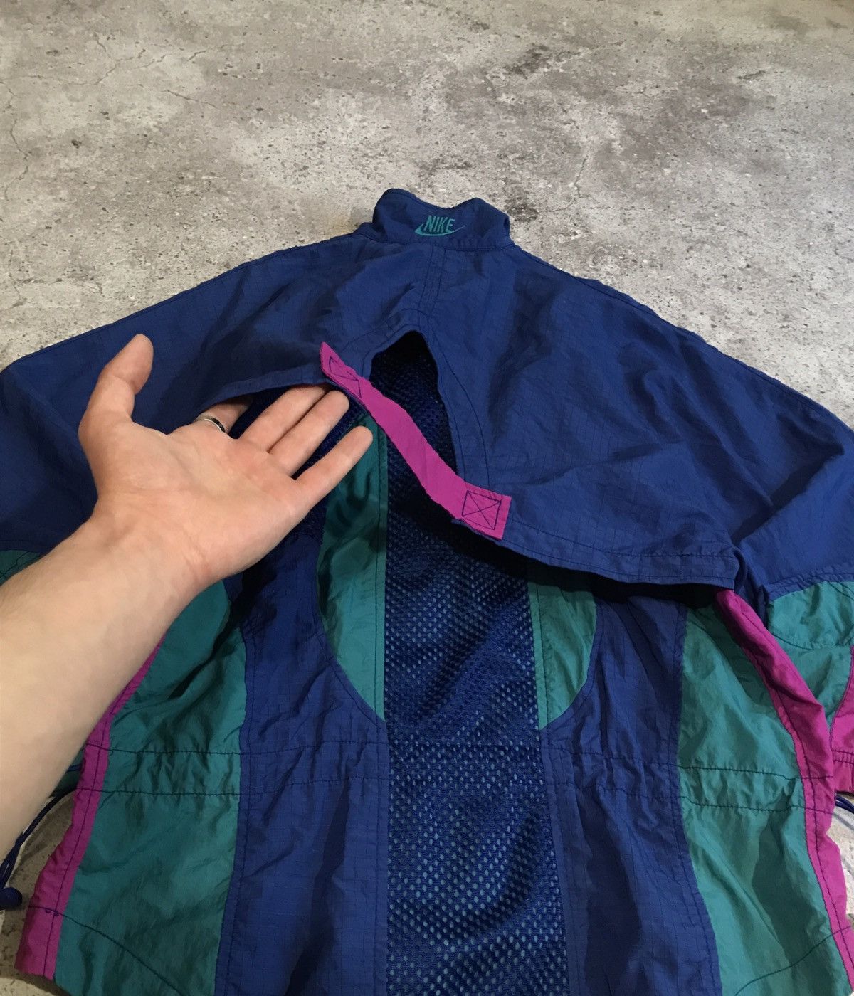Japanese Brand × Nike × Vintage Vintage 90s Light Jacket Nike Embroiled Logo Rare S Size S / US 4 / IT 40 - 6 Thumbnail