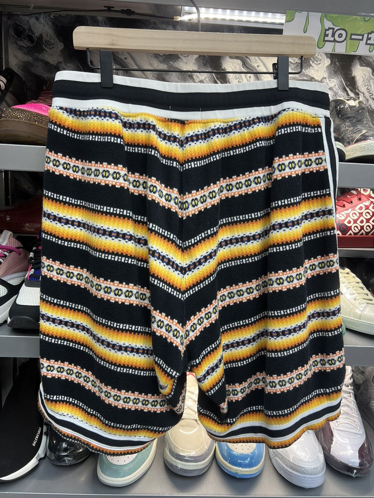 John Elliott John Elliott Shorts Size US 36 / EU 52 - 2 Thumbnail
