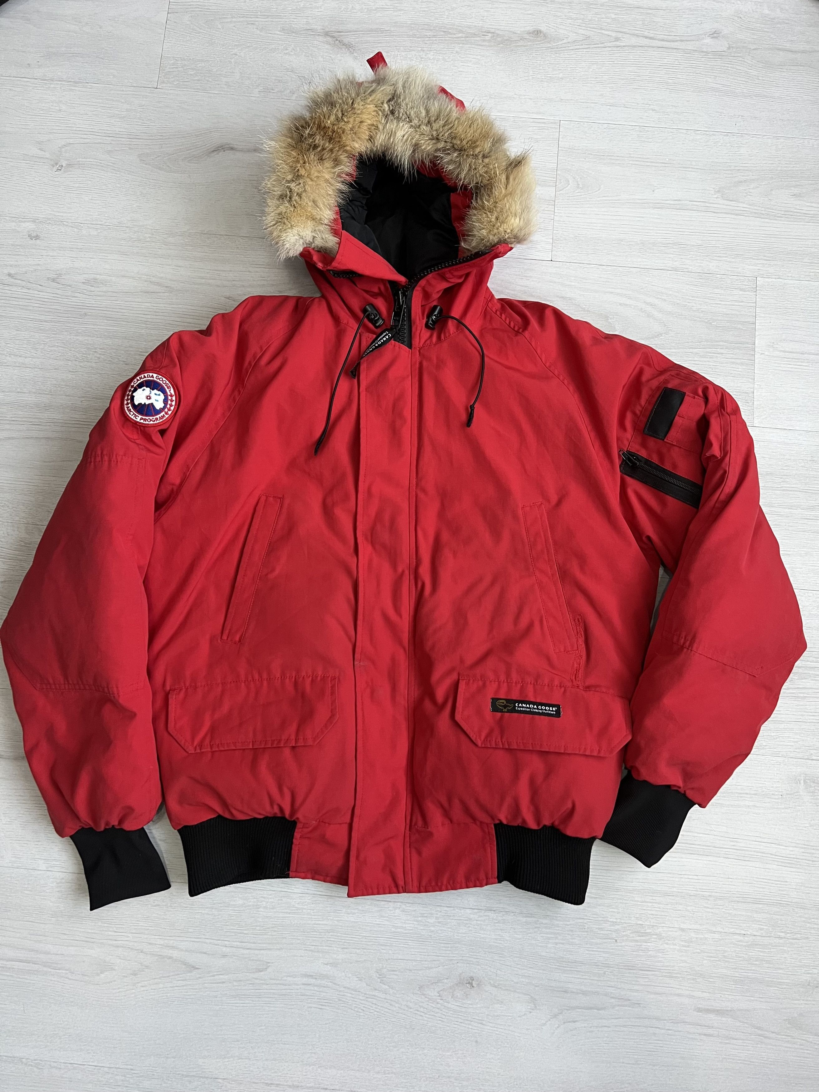 CANADA GOOSE 7950M CHILLIWACK BOMBER Down Jacket Red Men's
