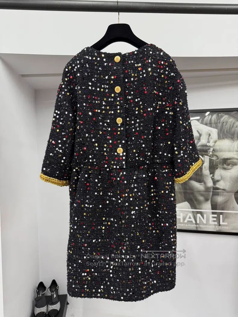 Chanel Chanel 22S heavy industry sequins full of stars black gold Size XS / US 0-2 / IT 36-38 - 3 Thumbnail