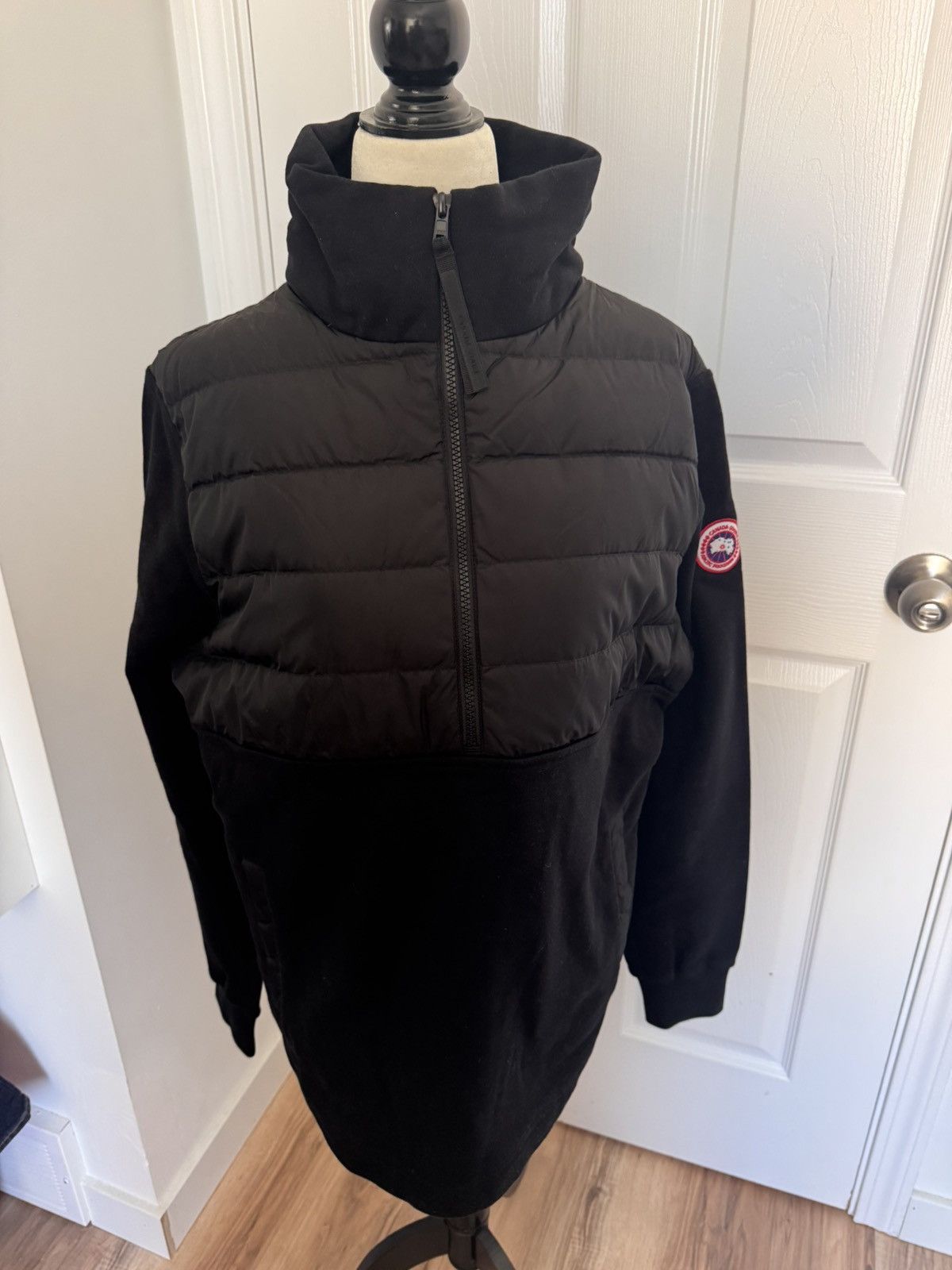 Canada Goose 🆕Canada Goose Hybridge Muskoka Pullover women, size Large Size L / US 10 / IT 46 - 1 Thumbnail