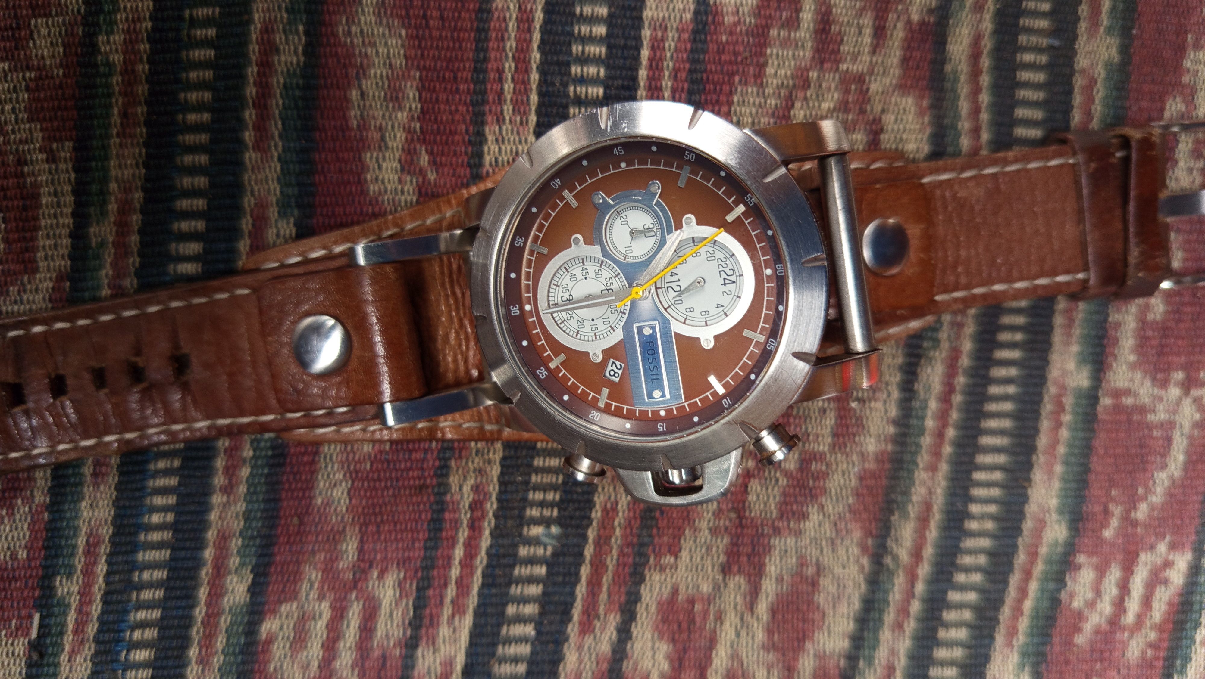 Fossil FOSSIL BIGTIC(JR-8292) RED FRAME🔴 | Grailed