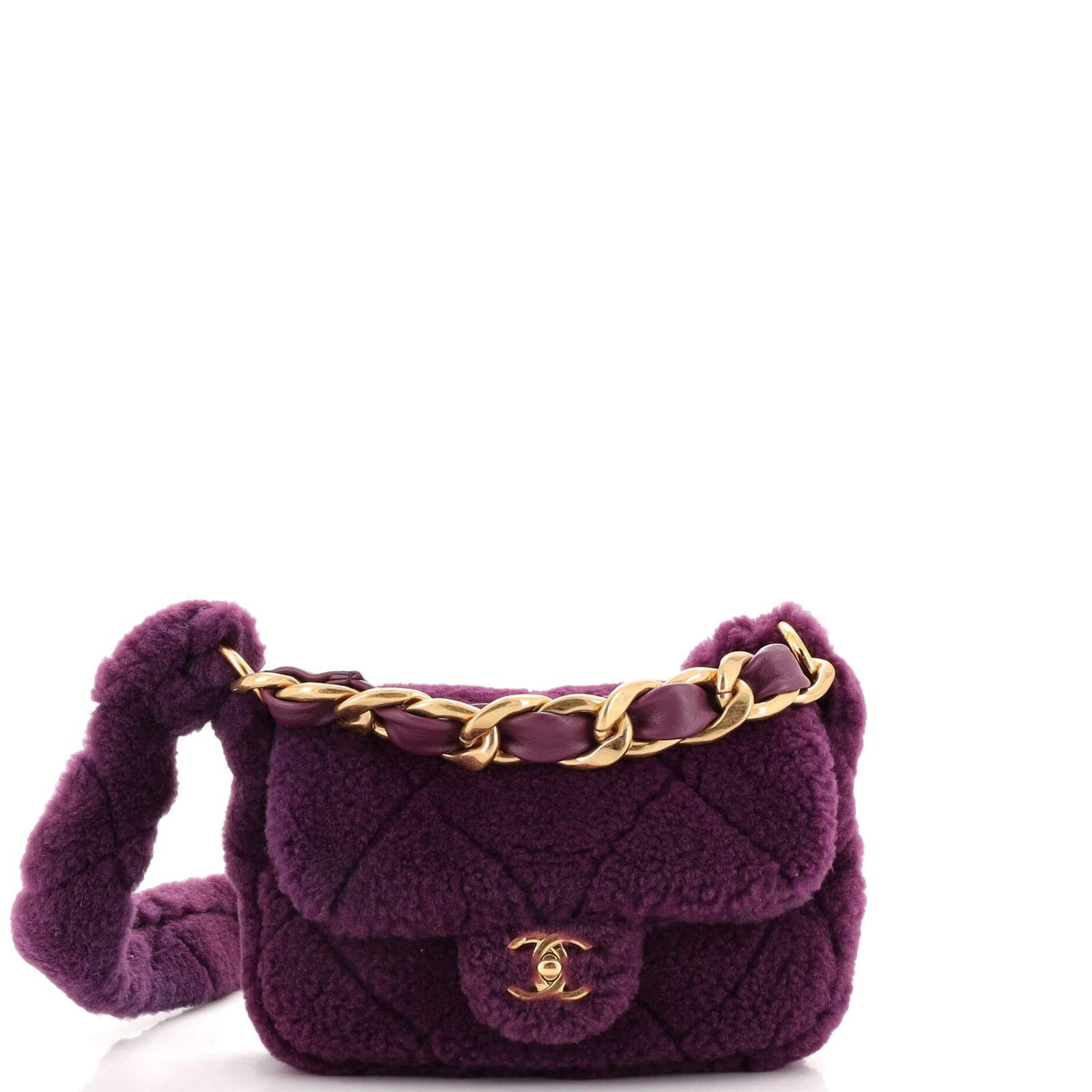 Coconing Flap Bag Quilted Shearling with Lambskin None