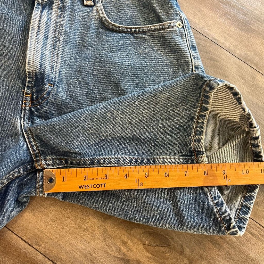 Calvin Klein Vintage Calvin Klein Light Wash Denim Jean Shorts Men 29 Size US 29 - 3 Thumbnail
