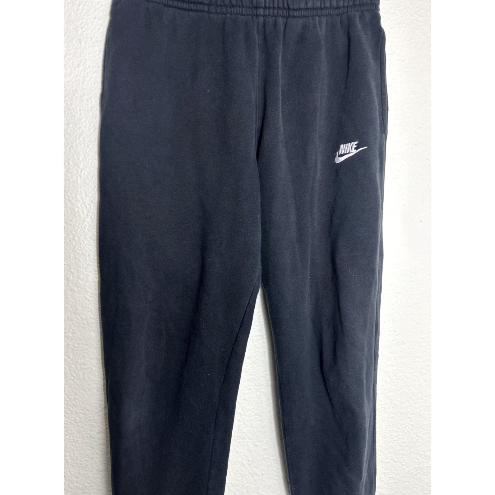 Nike Nike Pants Mens Medium Black Club Fleece Joggers Sweatpants Workout 30x28 Size US 31 - 3 Thumbnail