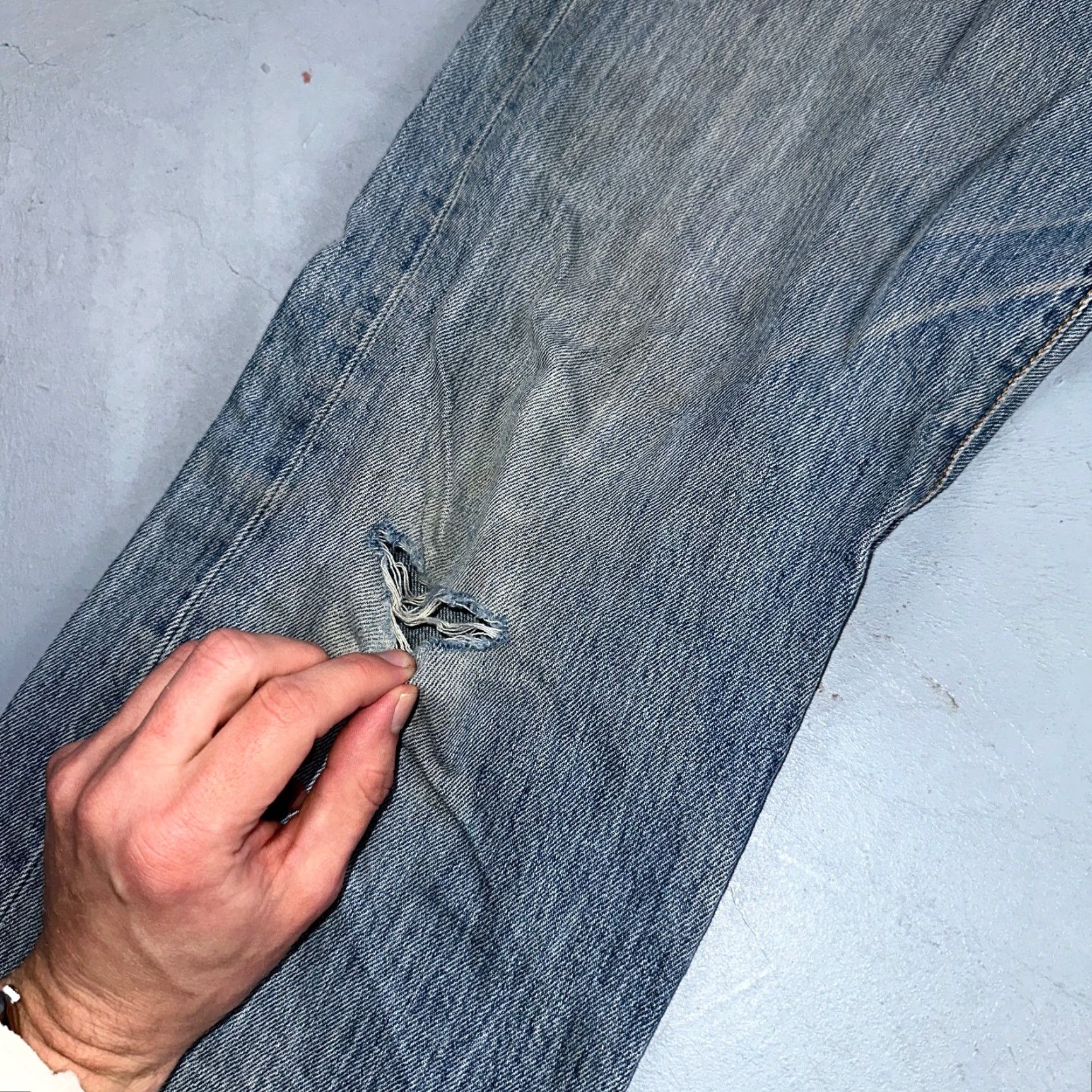 Levi's Levi's 501 Vintage Straight Jeans Blue Light Wash 35x34 Men Regular 90s 501 Series Comfort Jeans Size US 35 - 5 Thumbnail