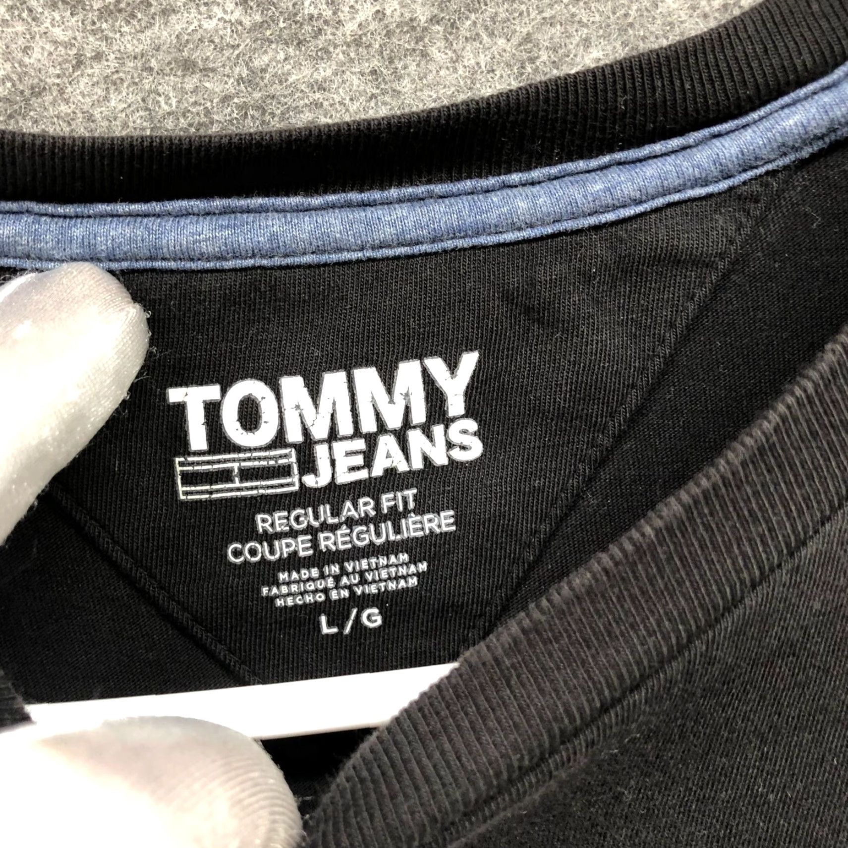 Logo 7 Tommy Jeans Regular Fit Graphic T-Shirt Mens L Black Logo Print Crewneck Cotton Shirt Size US L / EU 52-54 / 3 - 3 Thumbnail