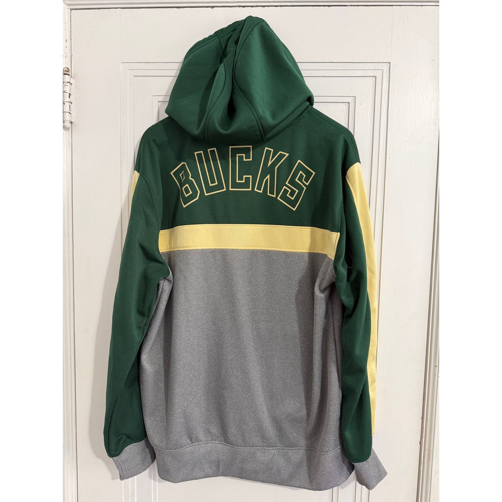 NBA Milwaukee Bucks Full-Zip Hoodie Sweatshirt Size Large Size US L / EU 52-54 / 3 - 5 Thumbnail
