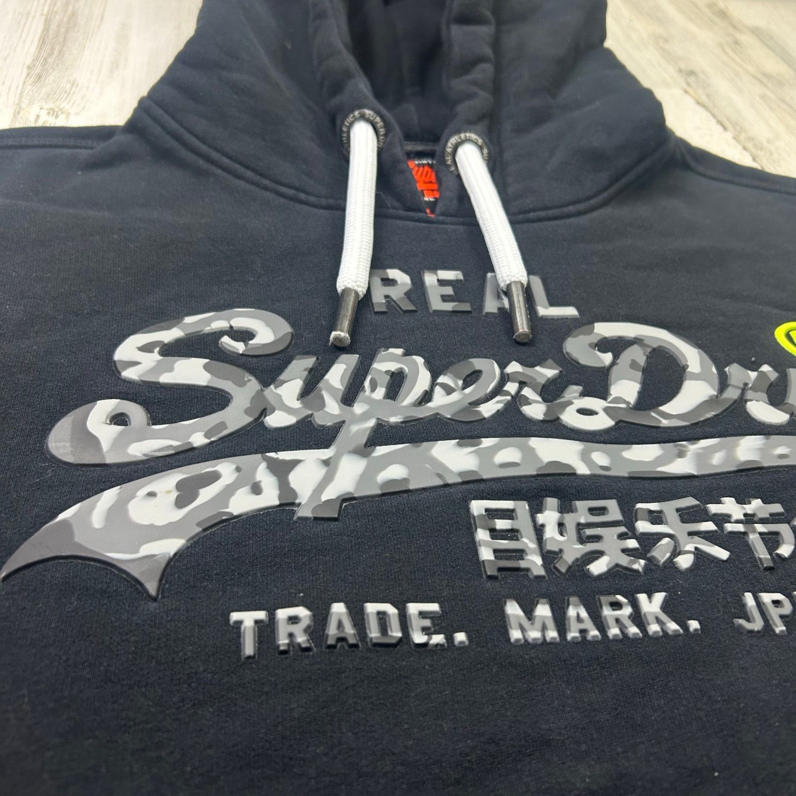 Superdry Superdry Hoodie Men's Vintage Textured Logo Metallic Hoodie Size US L / EU 52-54 / 3 - 3 Thumbnail