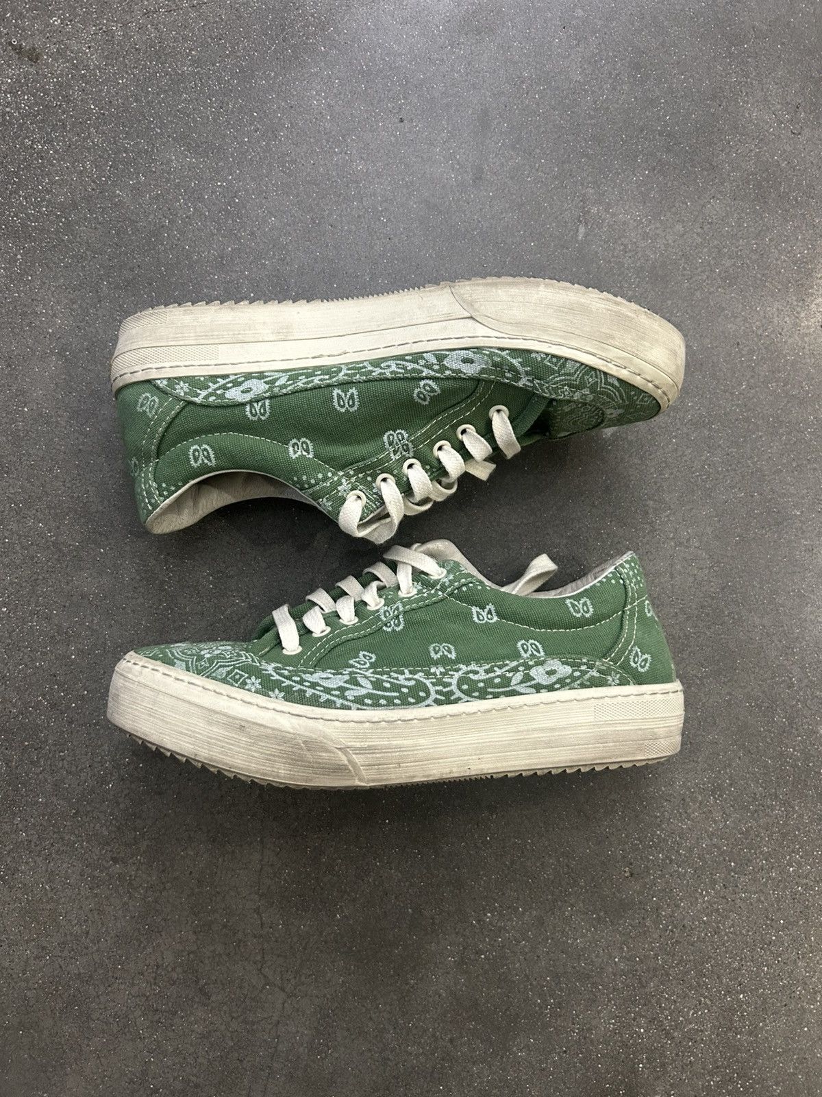 Rhude Rhude V2 Bandana Sneakers Size US 9 / EU 42 - 1 Thumbnail