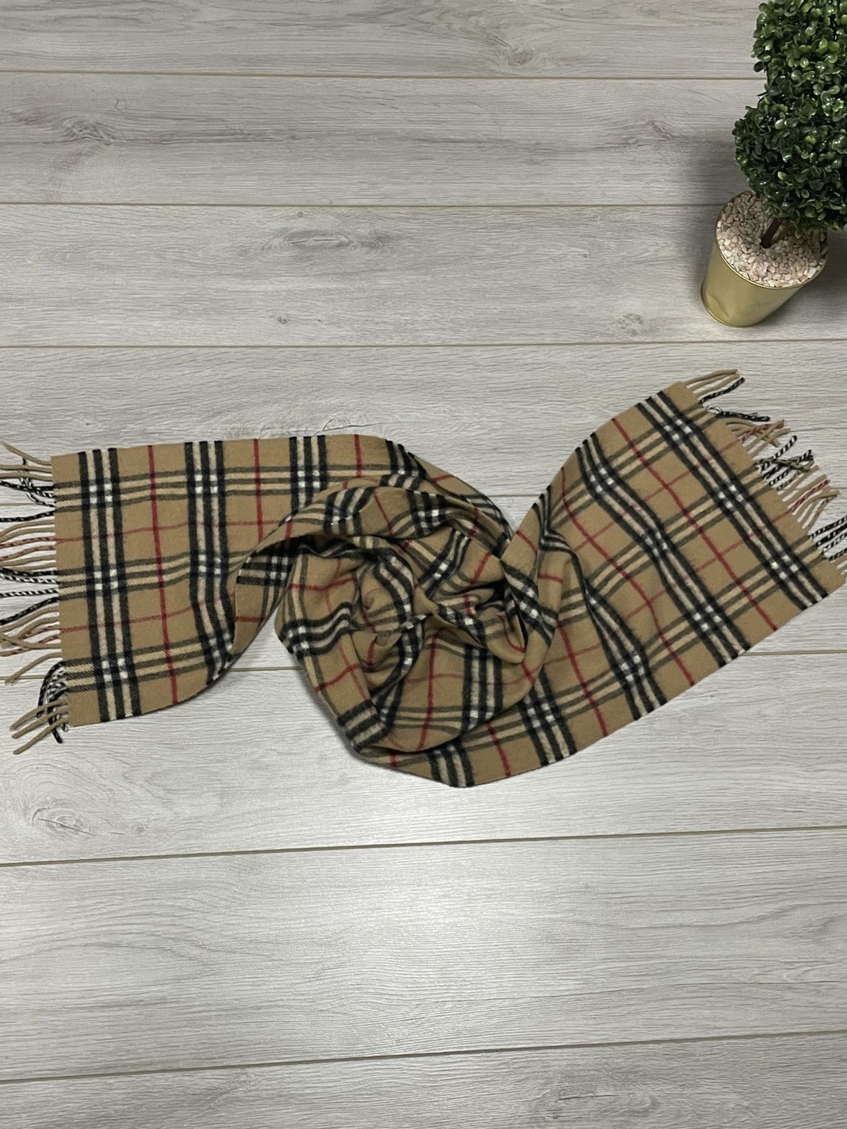 Burberry Burberry nova check sand over print cashmere wool scarf Size ONE SIZE - 2 Thumbnail