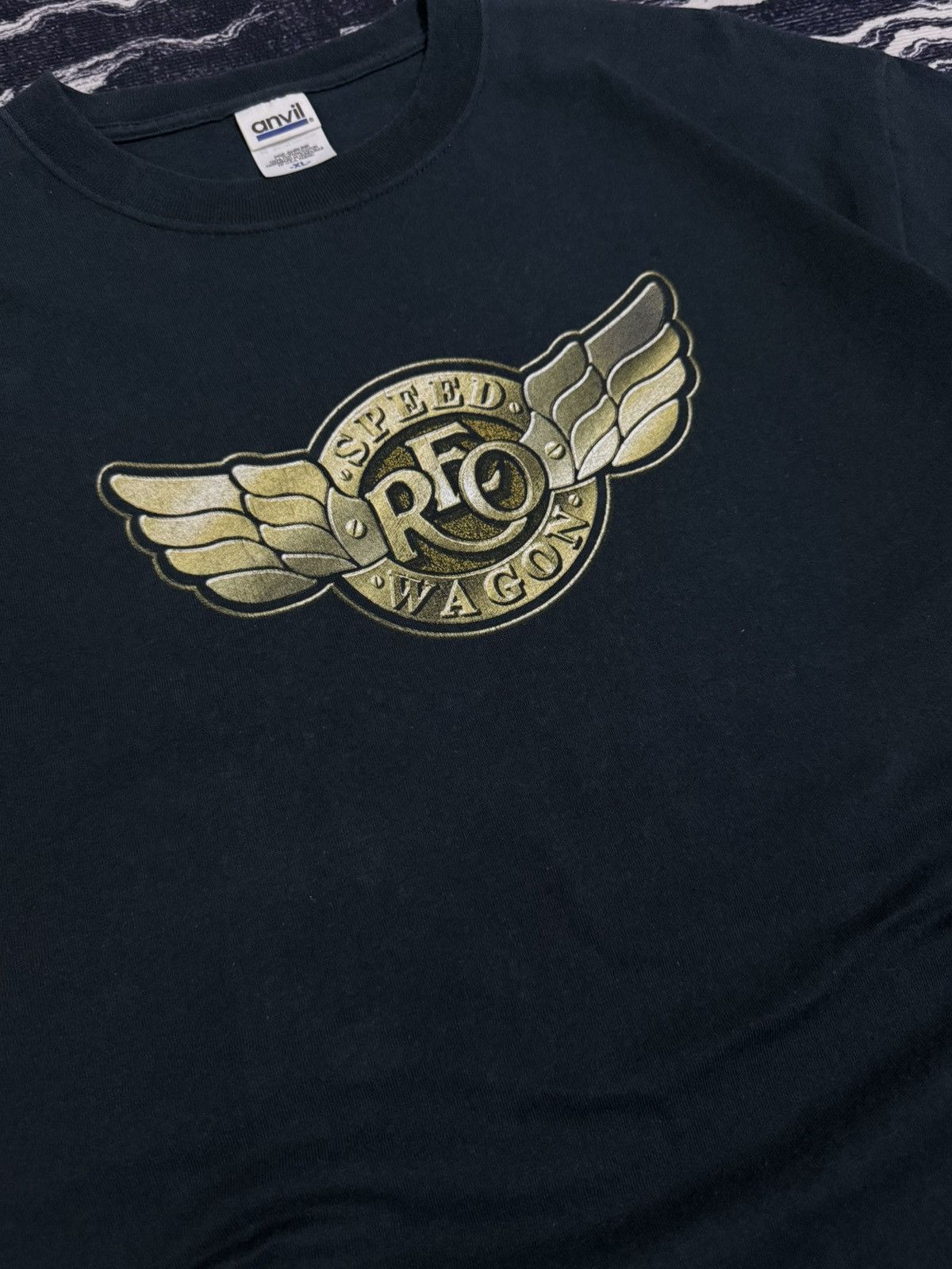 Band Tees Vintage reo speedwagon tour winter 2004 tshirt Size US XL / EU 56 / 4 - 6 Thumbnail