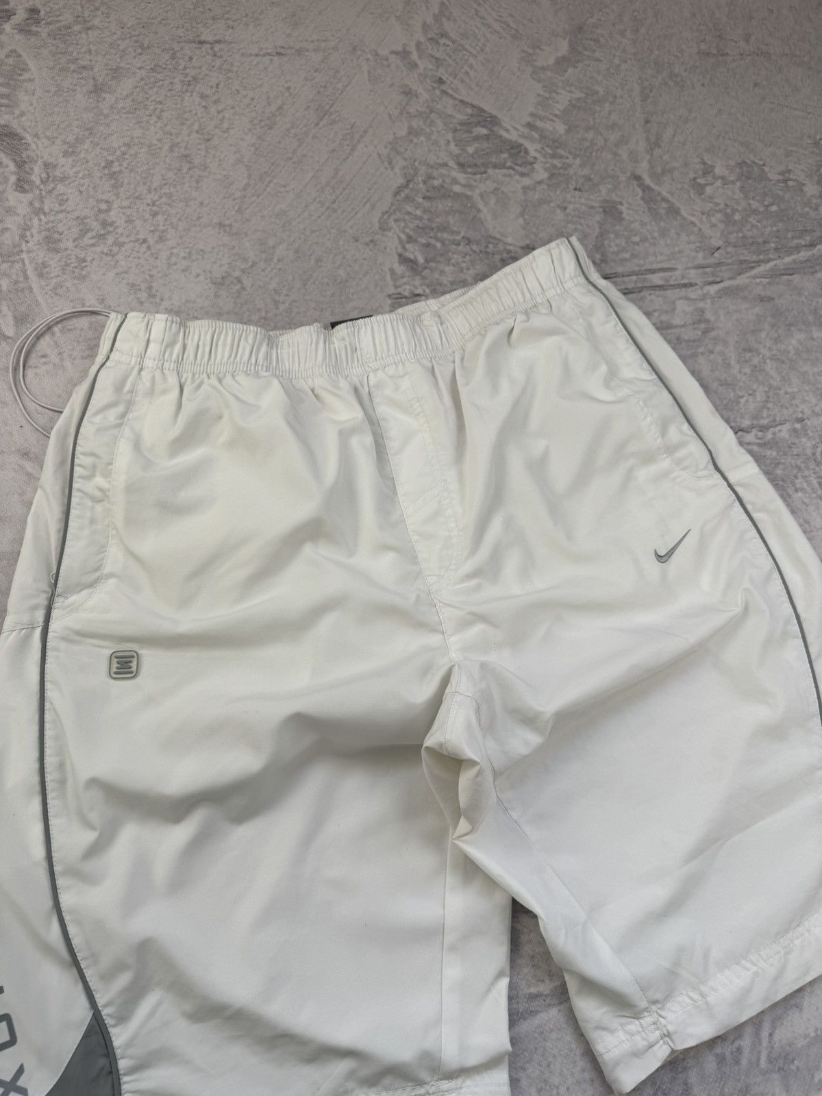 Nike × Vintage NIKE SHOX VINTAGE BASIC LOGO OVERSIZE BAGGY SHORTS Size US 34 / EU 50 - 2 Thumbnail