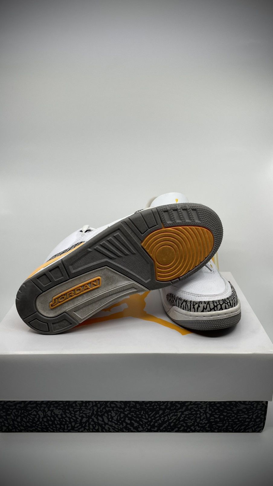 Jordan Brand × Nike Jordan 3 Retro “Laser Orange” Size US 9.5 / IT 39.5 - 5 Thumbnail