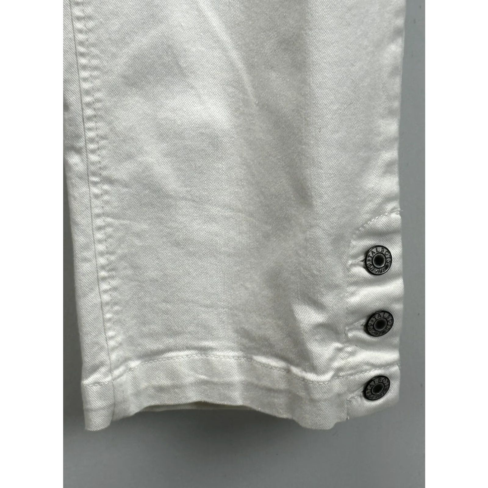 Talbots Talbots Simply Flattering 5 Pocket Crop Jeans 24W Plus White Ankle Buttons Size 42" / US 20 - 5 Thumbnail