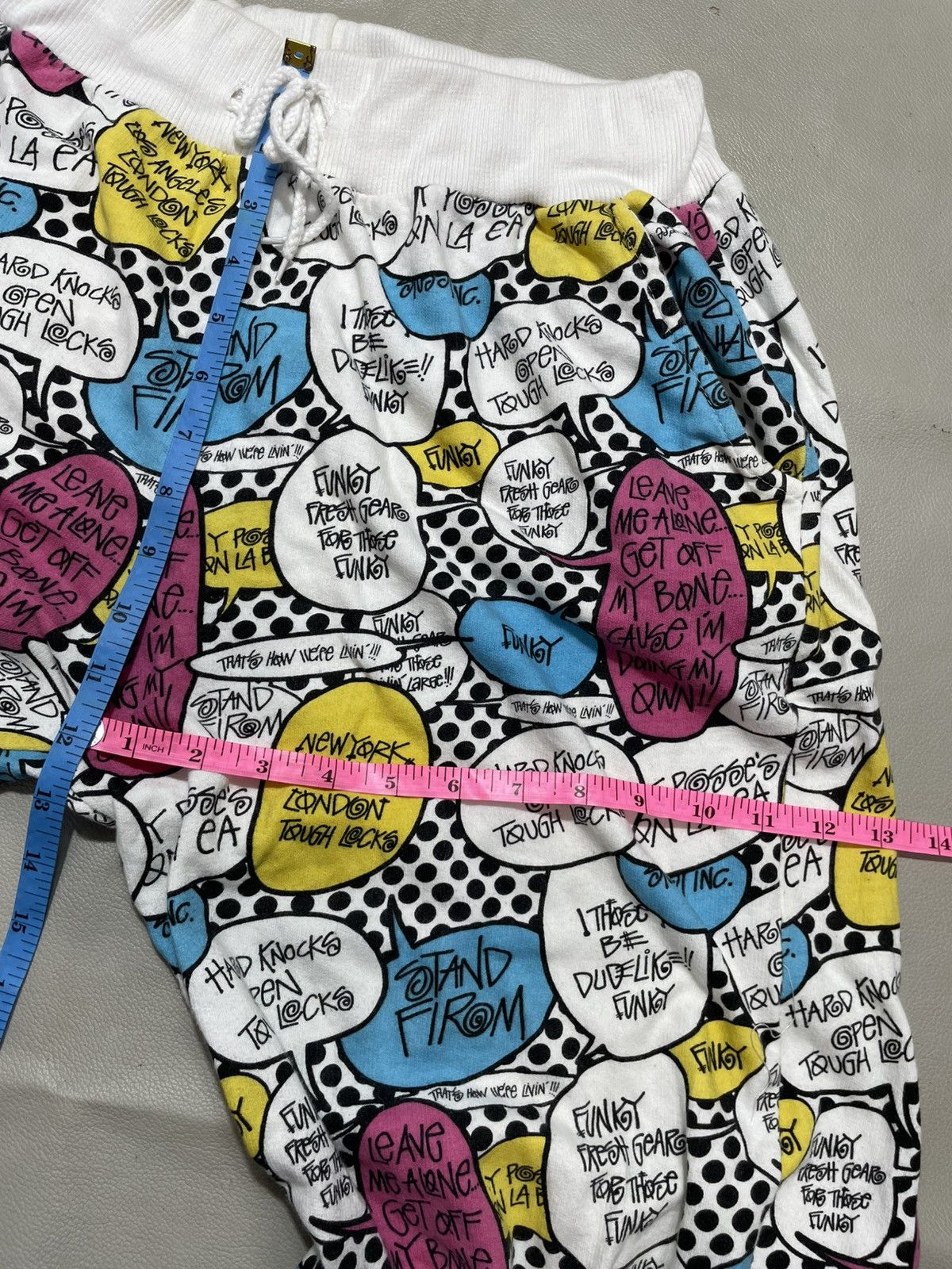 Japanese Brand Undefined Magazine Printed sweatpants Stussy style Size US 29 - 5 Thumbnail