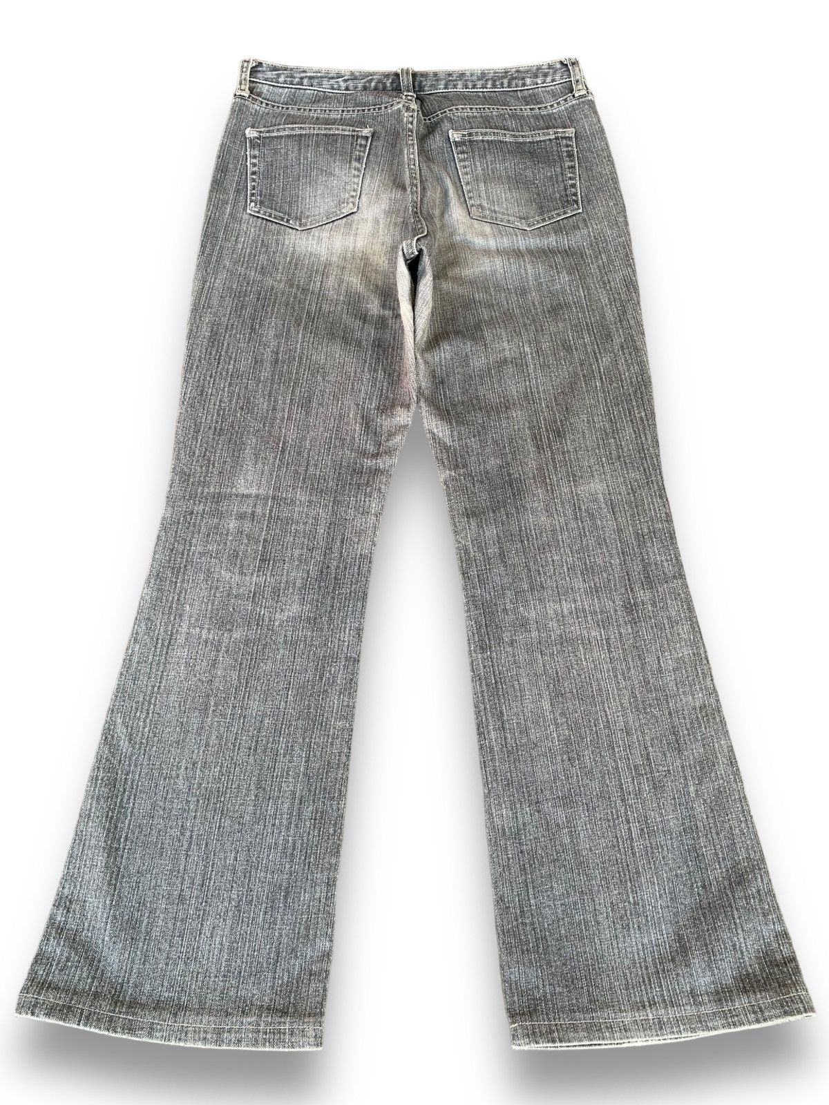 Undercover × Uniqlo Vintage Y2K Uniqlo Faded Washed Flare Jeans Size US 29 - 2 Thumbnail