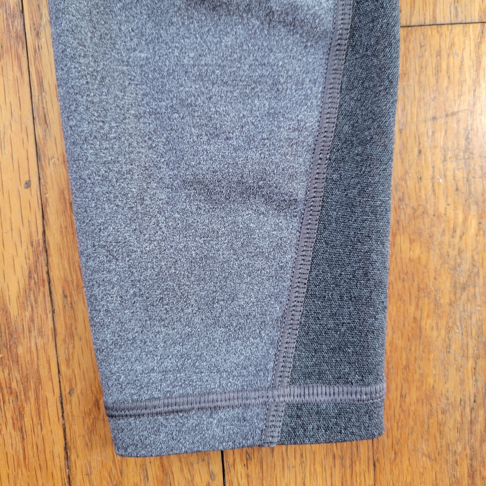 Lululemon Lululemon TRAIN TIMES 7/8 High-Rise Heathered Gray Leggings Size 27" / US 4 / IT 40 - 9 Thumbnail