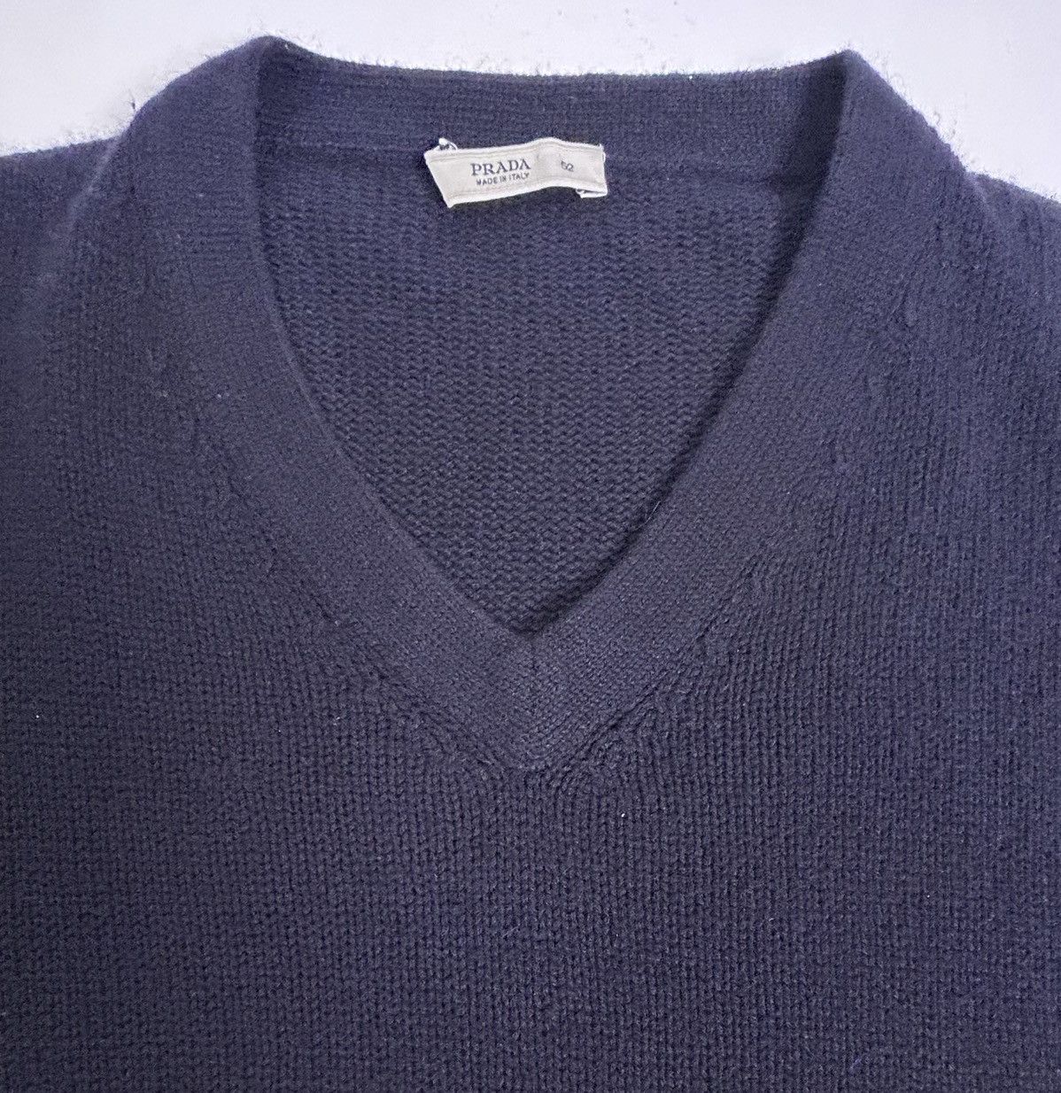 Prada Prada 100% Cashmere Navy Blue Sweater 52 XL Made in Italy Size US XL / EU 56 / 4 - 4 Thumbnail