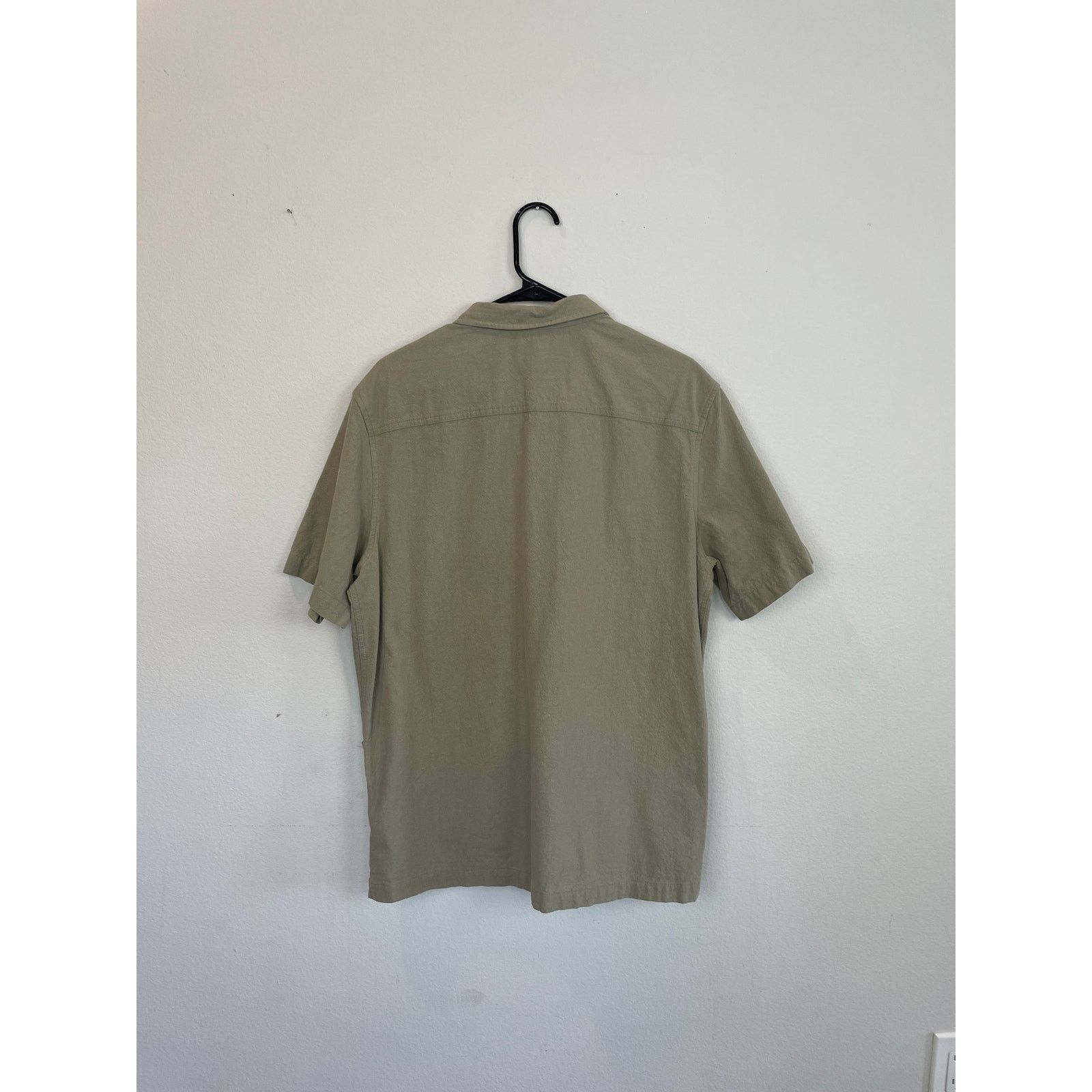 Bdg BDG Khaki Button Up, Size L Size US L / EU 52-54 / 3 - 4 Thumbnail