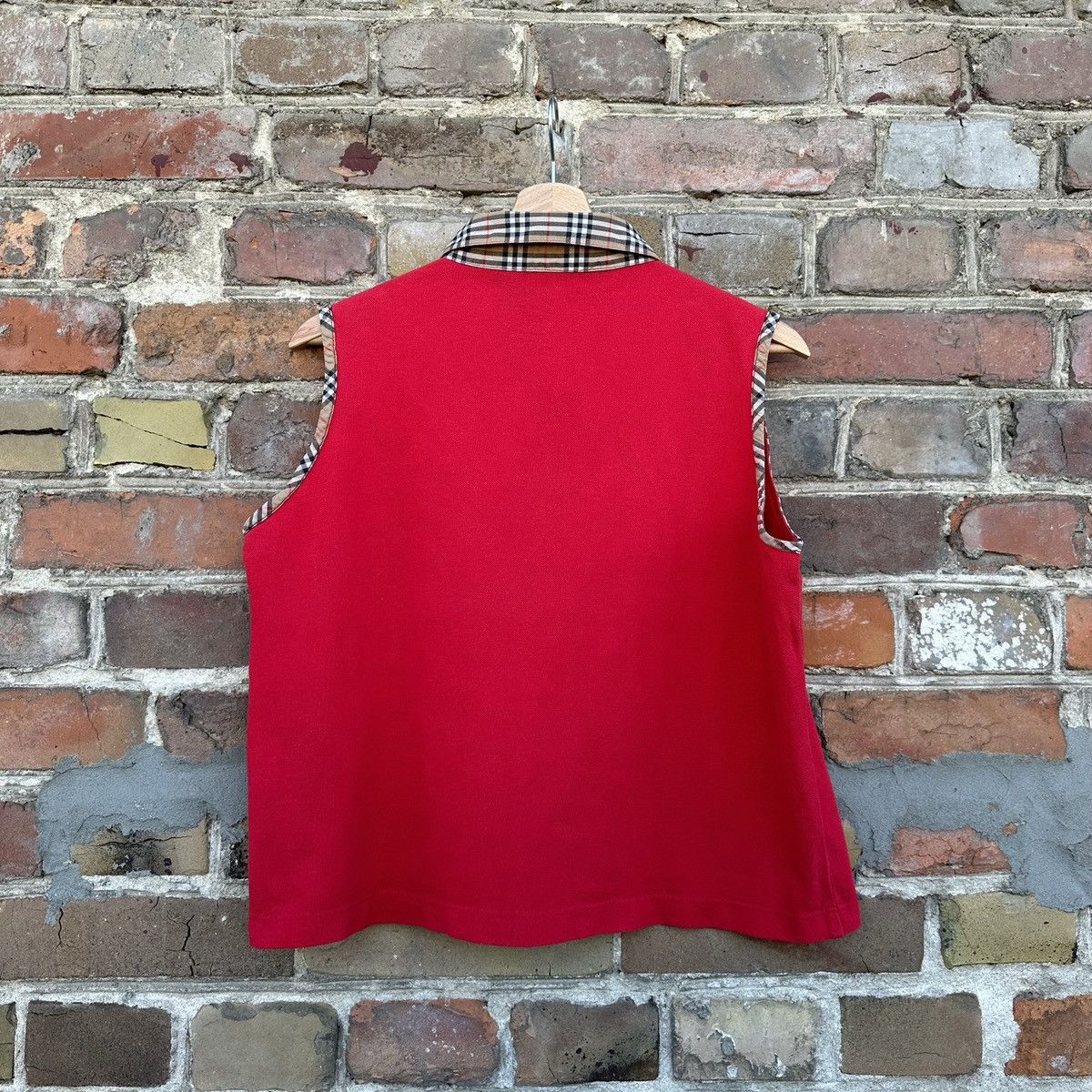 Burberry Burberrys Burberry Vintage Polo Red Shirt Tank Top L Wmns Size L / US 10 / IT 46 - 8 Thumbnail