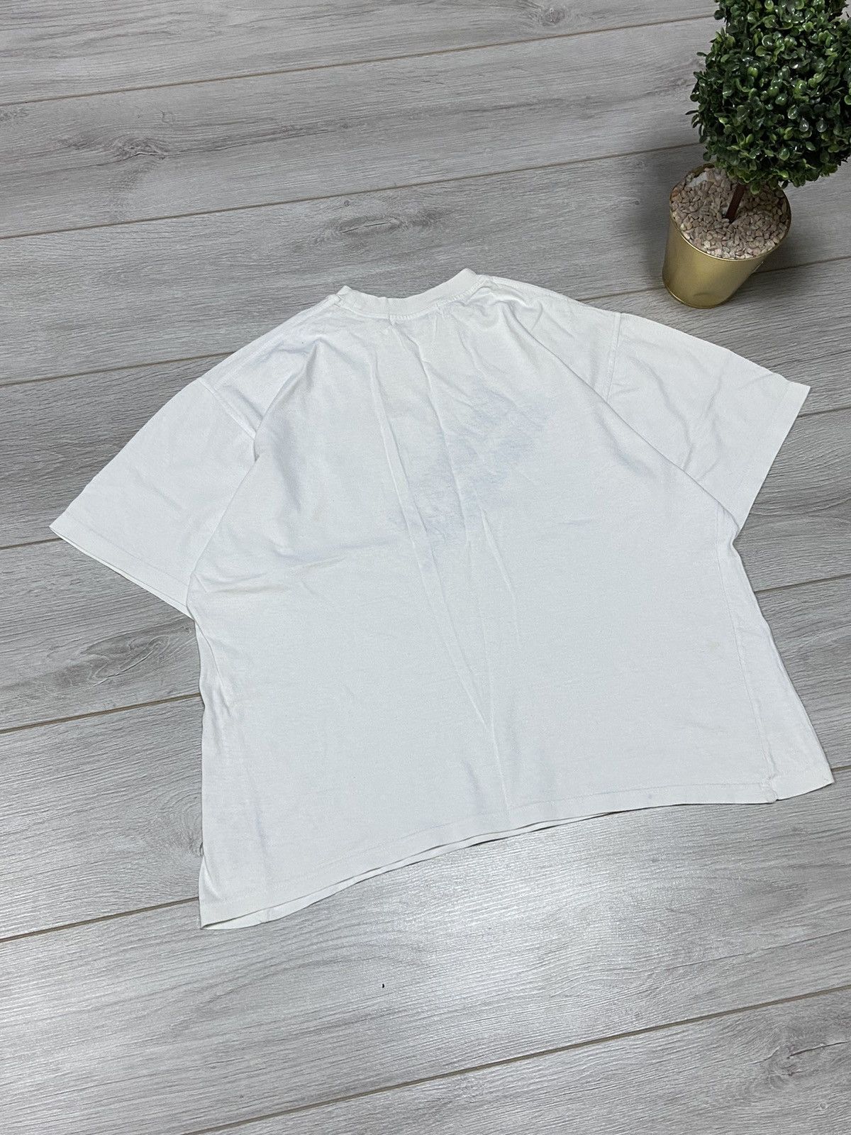 Burberry Burberry international vintage big logo t-shirt Size US M / EU 48-50 / 2 - 13 Thumbnail
