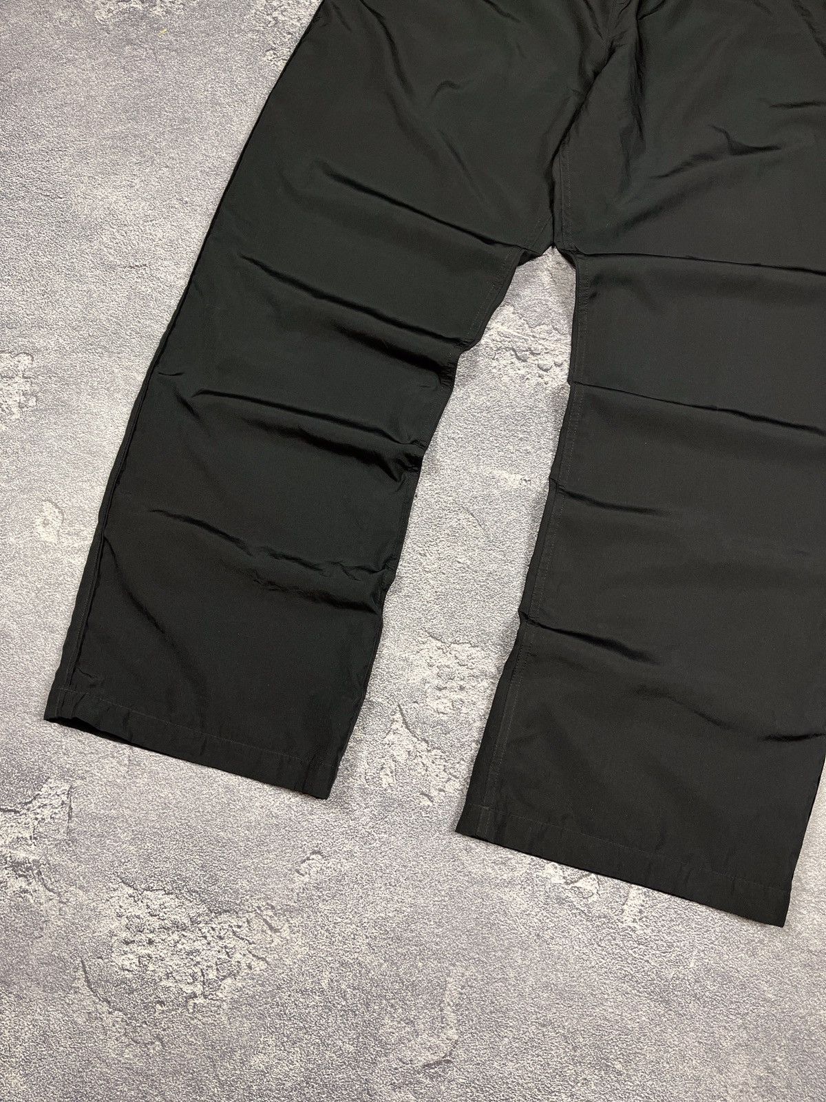 Nike × Vintage Nike Track Pants Baggy Vintage Gorpcore Drill Cargo Pants Size 36" / US 14 / IT 50 - 2 Thumbnail