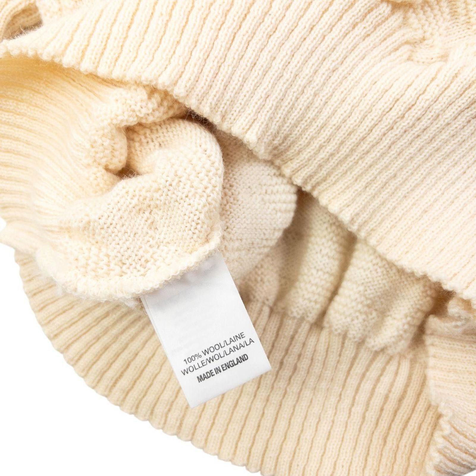 Burberry Vintage 90s Burberry Embroidered Wool Knit Jumper Size L Size US L / EU 52-54 / 3 - 6 Thumbnail