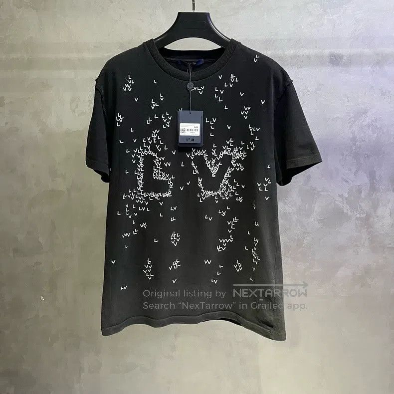 Louis Vuitton Louis Vuitton Black Letter Logo Embroidered Crew Neck Shor Size US M / EU 48-50 / 2 - 1 Thumbnail
