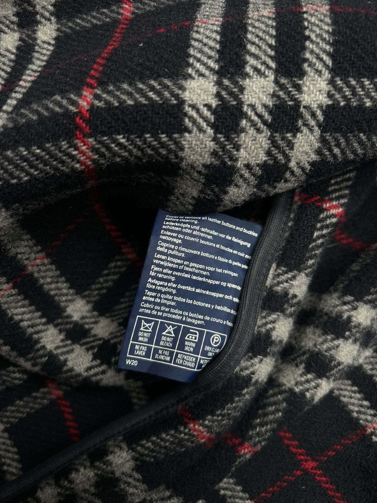 Burberry Vintage Burberry 100% Wool Duffle Coat Size US XL / EU 56 / 4 - 8 Thumbnail