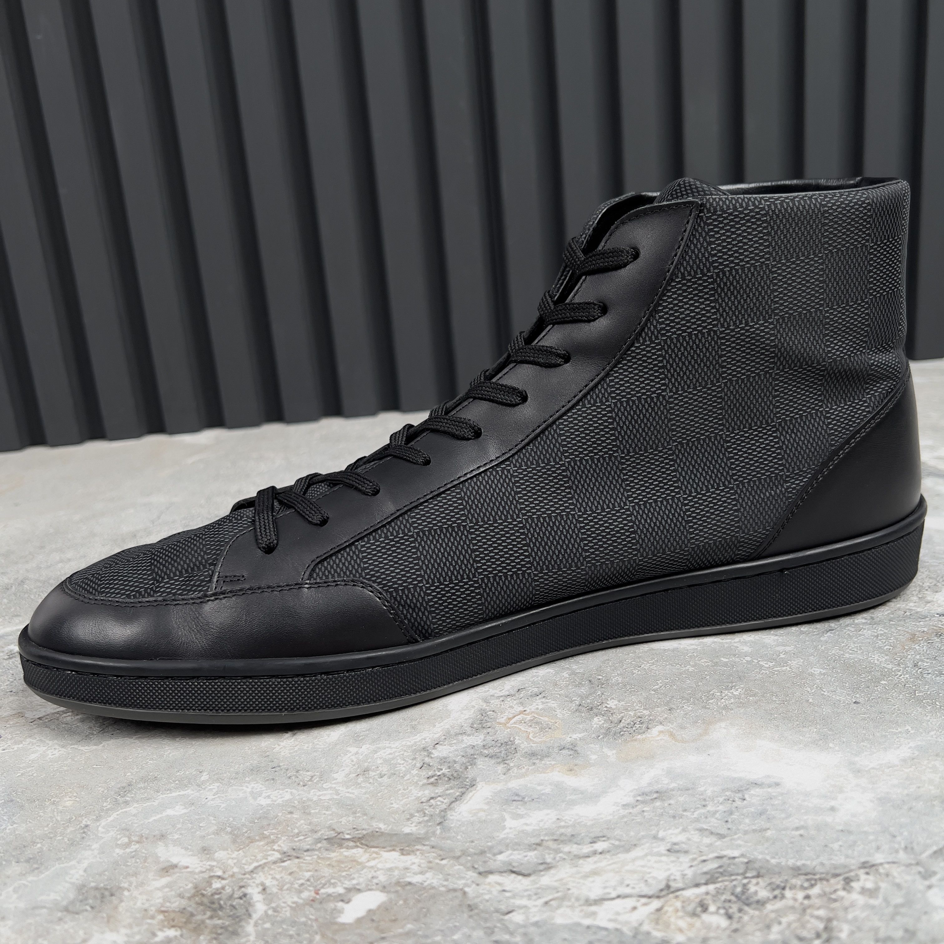 Louis Vuitton Louis Vuitton Offshore Sneakers Damier Black Nylon Size US 12 / EU 45 - 7 Thumbnail