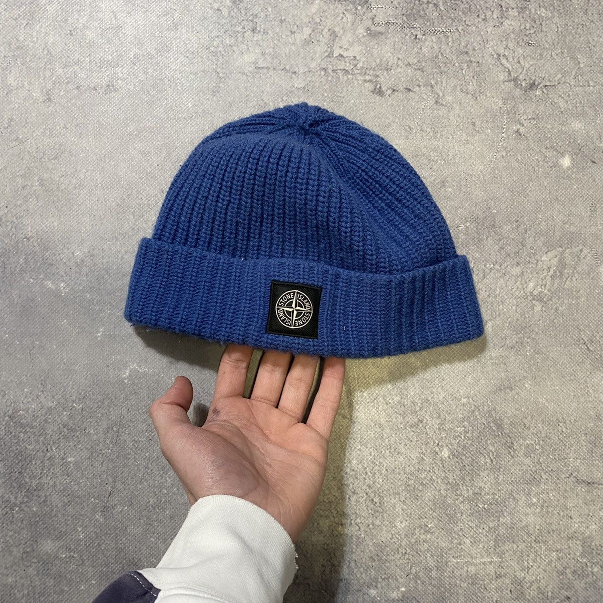Stone Island supreme beanie navy