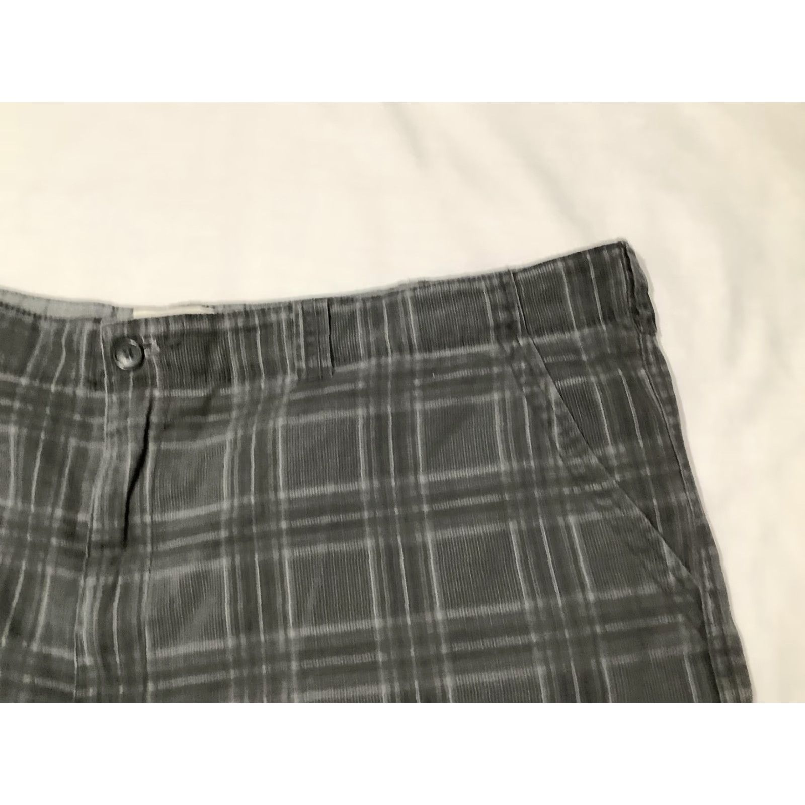 Vintage True Nation Cargo Shorts Mens 46 Gray Plaid Cotton Lightweight Pockets Casual Size US 30 / EU 46 - 2 Thumbnail