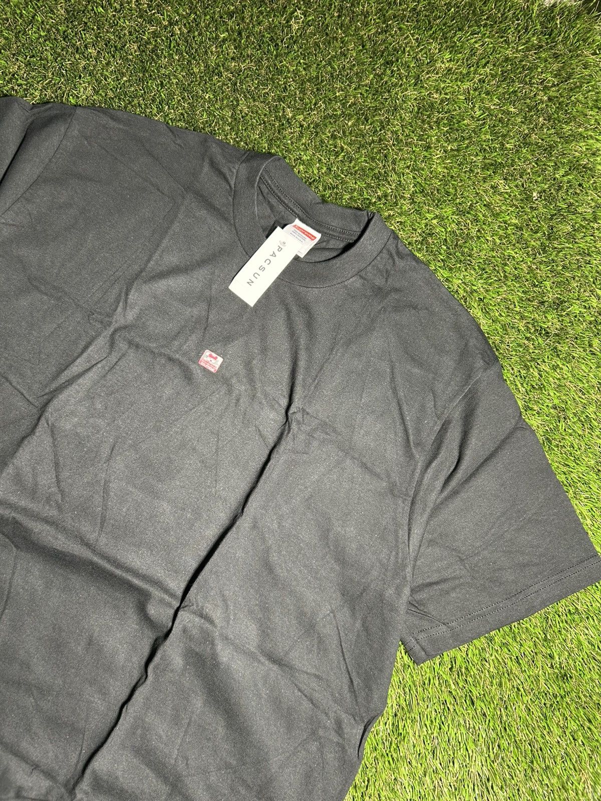 Supreme Supreme Tamagatchi Black Tee Size US XL / EU 56 / 4 - 1 Thumbnail