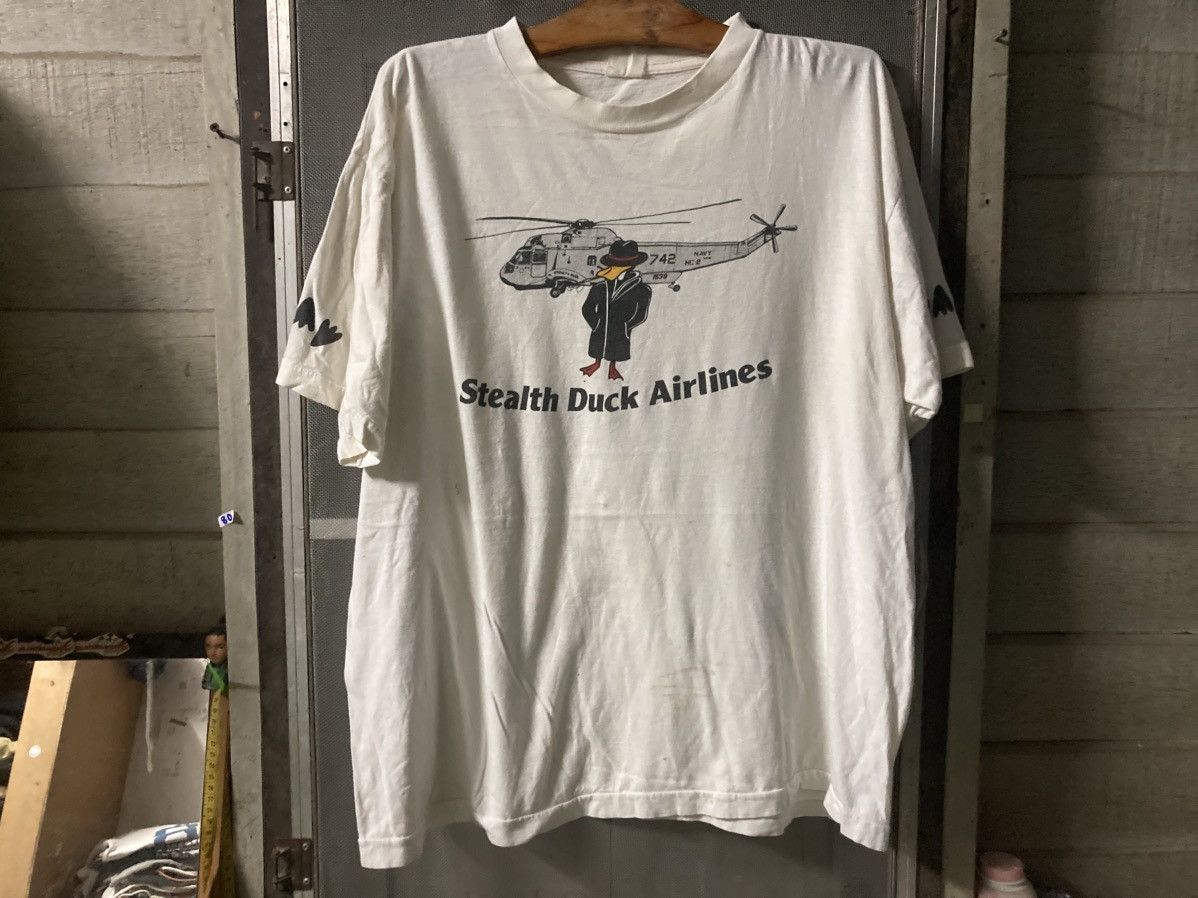 Designer Vintage T-shirt 90s Size US XL / EU 56 / 4 - 1 Thumbnail