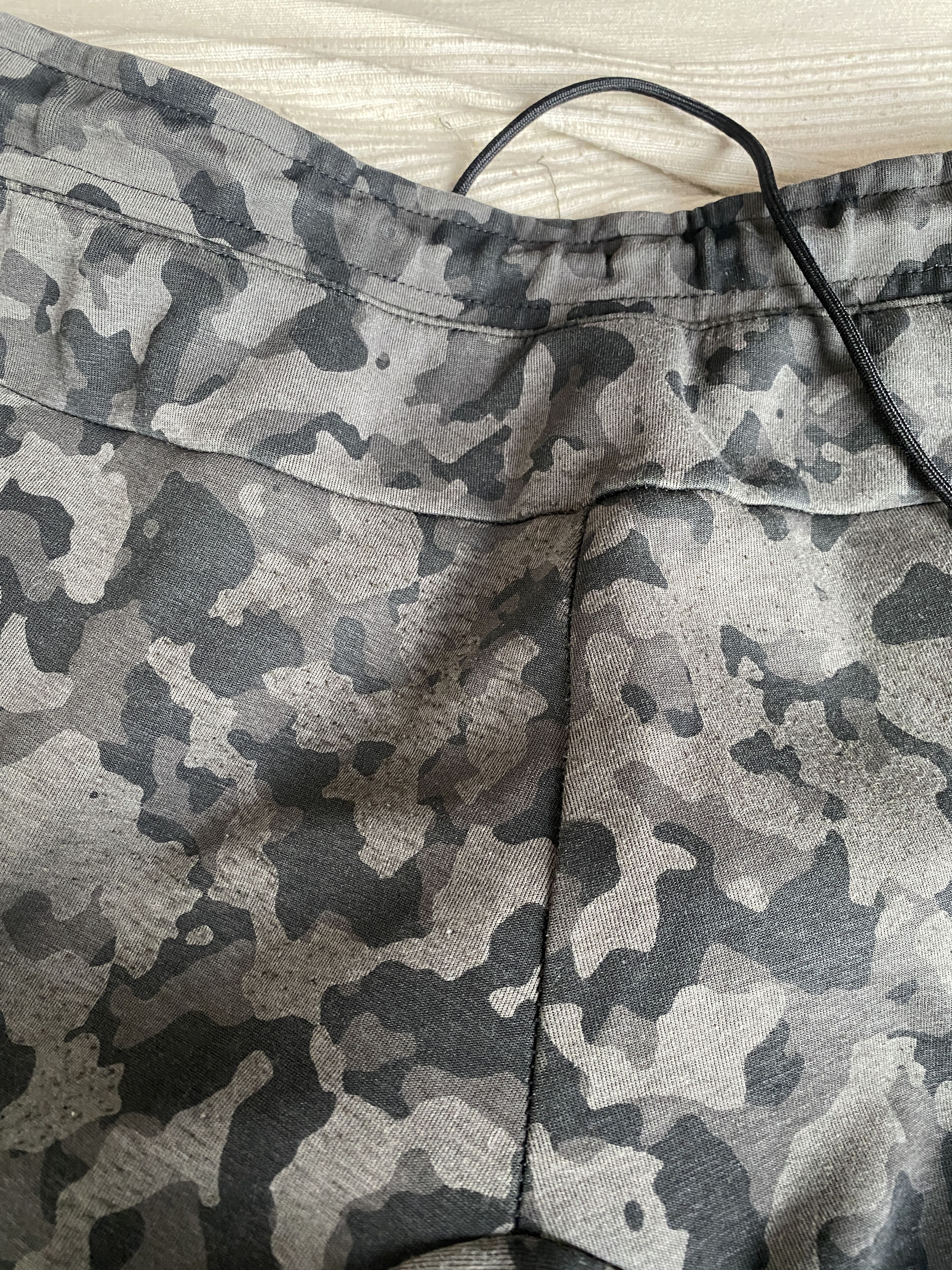 Nike Nike tech fleece camo sweatpants joggers drill trap Size US 32 / EU 48 - 7 Thumbnail