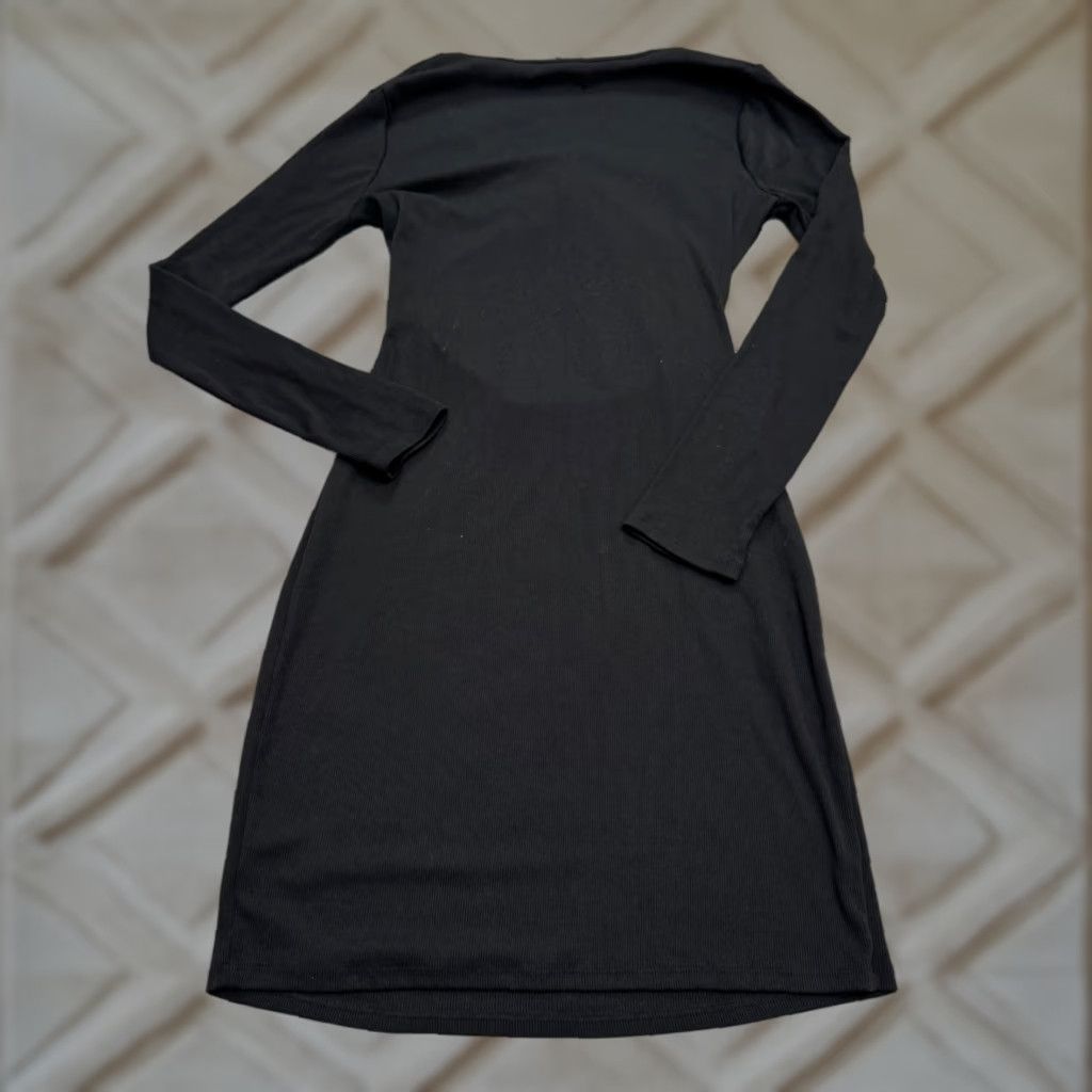 Vintage BDBG Paris Dress Mini Woman M Black Knit Long Sleeve Ribbed Cut Out Stretch V-Neck Fashion Size M / US 6-8 / IT 42-44 - 1 Thumbnail