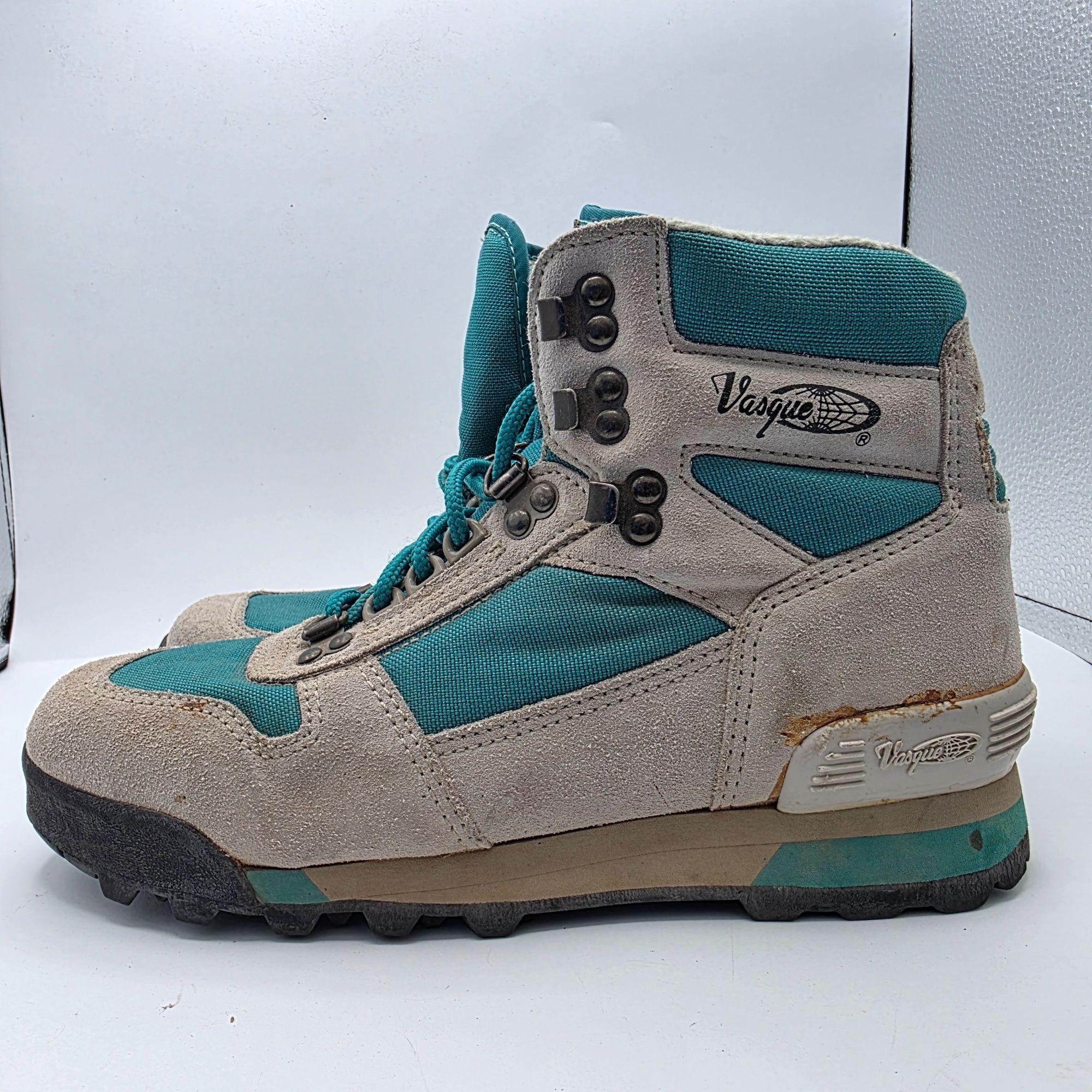 Vasque Vintage Vasque Womens Size 9 Hiking Boots Nubuck Brown Teal Size US 9 / IT 39 - 13 Thumbnail