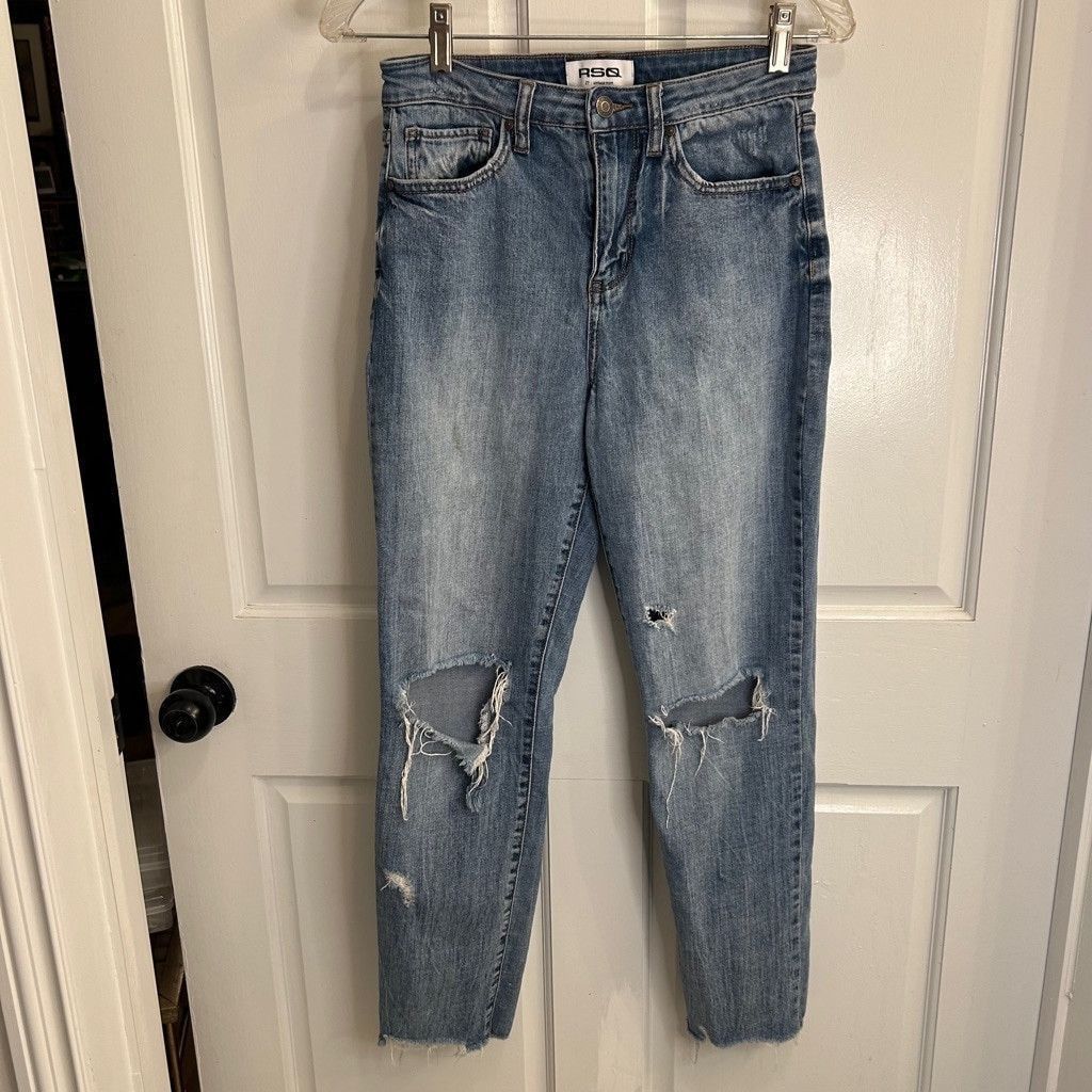 Rsq Women's RSQ Jeans, Size 27 vintage Mom, Blue Size 26" / US 2 / IT 38 - 9 Thumbnail