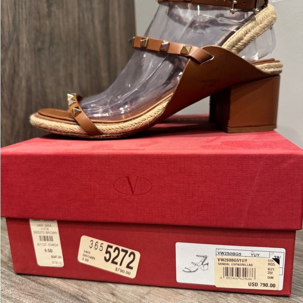 Valentino Valentino Garavani Rockstud Leather T-Strap Sandal Size US 9 / IT 39 - 3 Thumbnail
