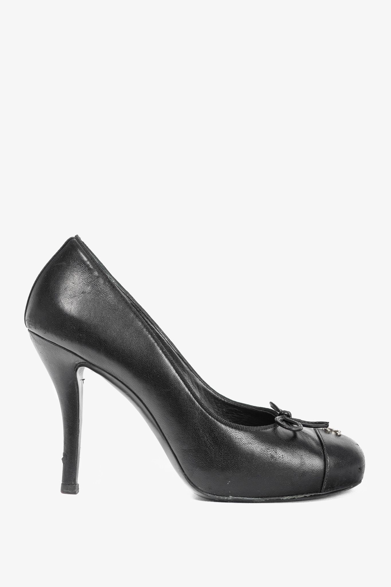 Chanel Chanel Black Leather CC-Cap-Toe Bow Pumps Size US 5.5 / IT 35.5 - 1 Thumbnail