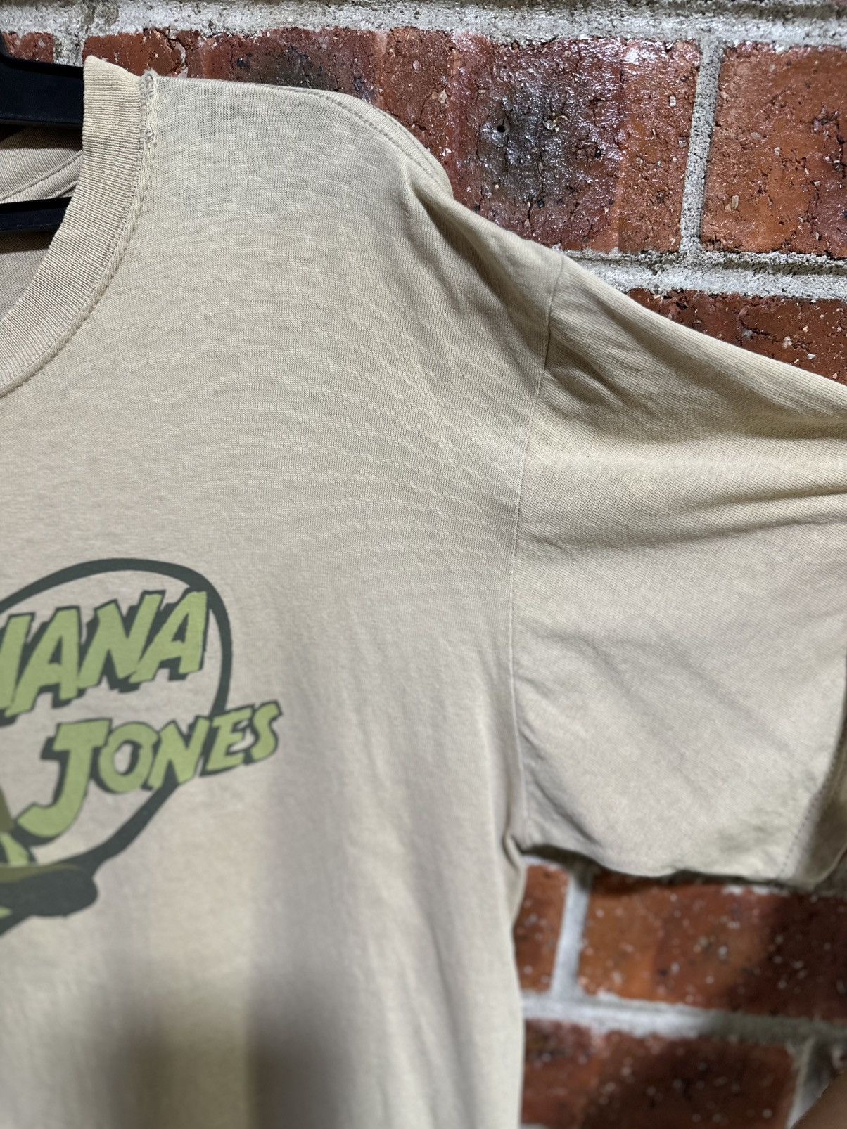 Planet Hollywood Thrashed Indiana Jones Sun Faded Tee Size US L / EU 52-54 / 3 - 5 Thumbnail