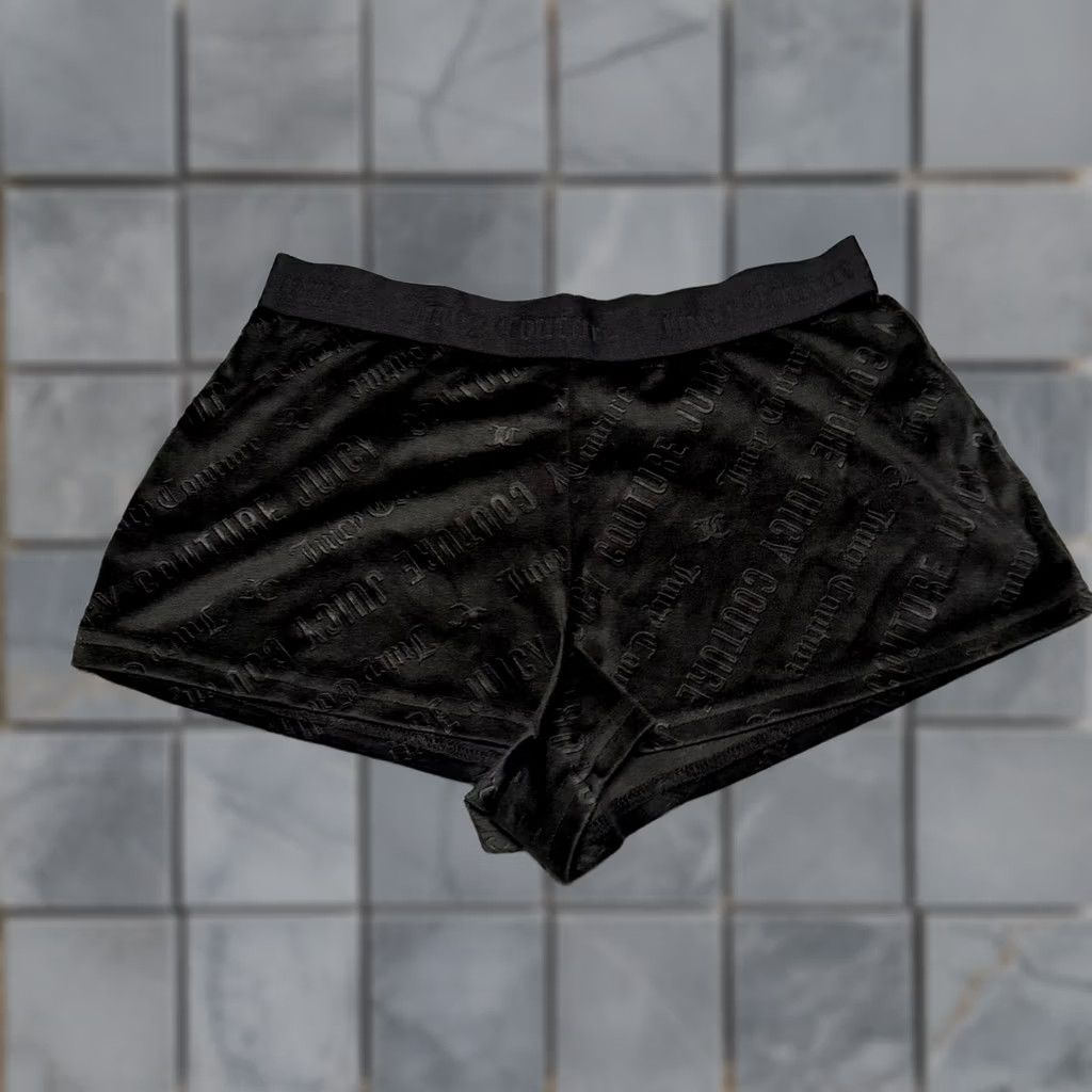 Juicy Couture Juicy Couture Sleep Shorts Womens Small Velour Black All Over Print S Womens Velour All Over Print Nightwear Shorts Size 28" / US 6 / IT 42 - 1 Thumbnail