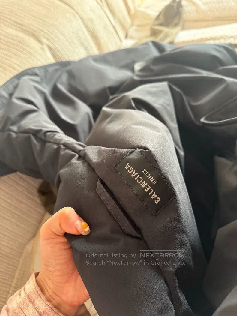 Balenciaga Balenciaga Vests Size US M / EU 48-50 / 2 - 5 Thumbnail