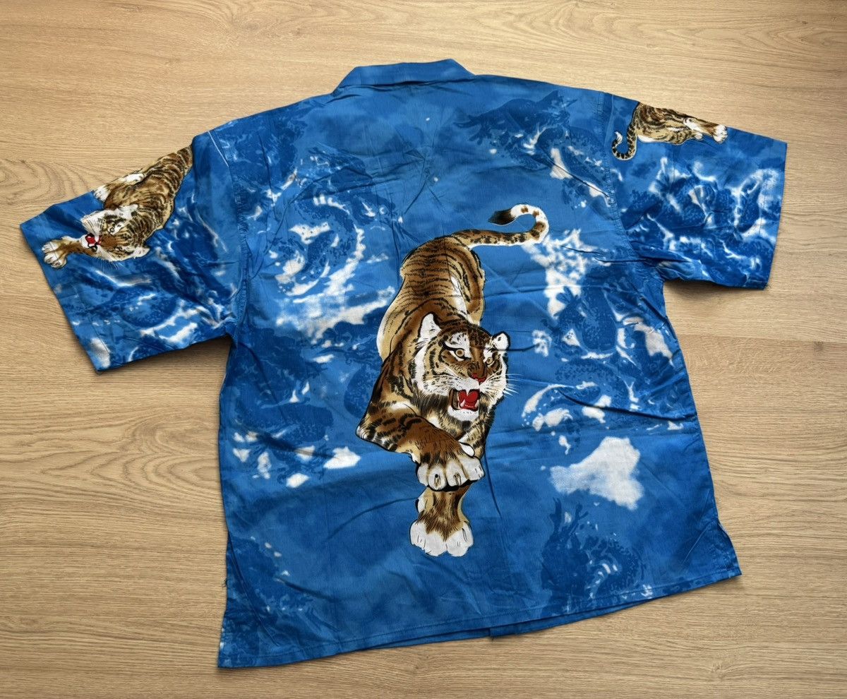 Japanese Brand Vintage 00’s Japanese Tiger Over Print Blue Baggy Shirt Size US XL / EU 56 / 4 - 3 Thumbnail