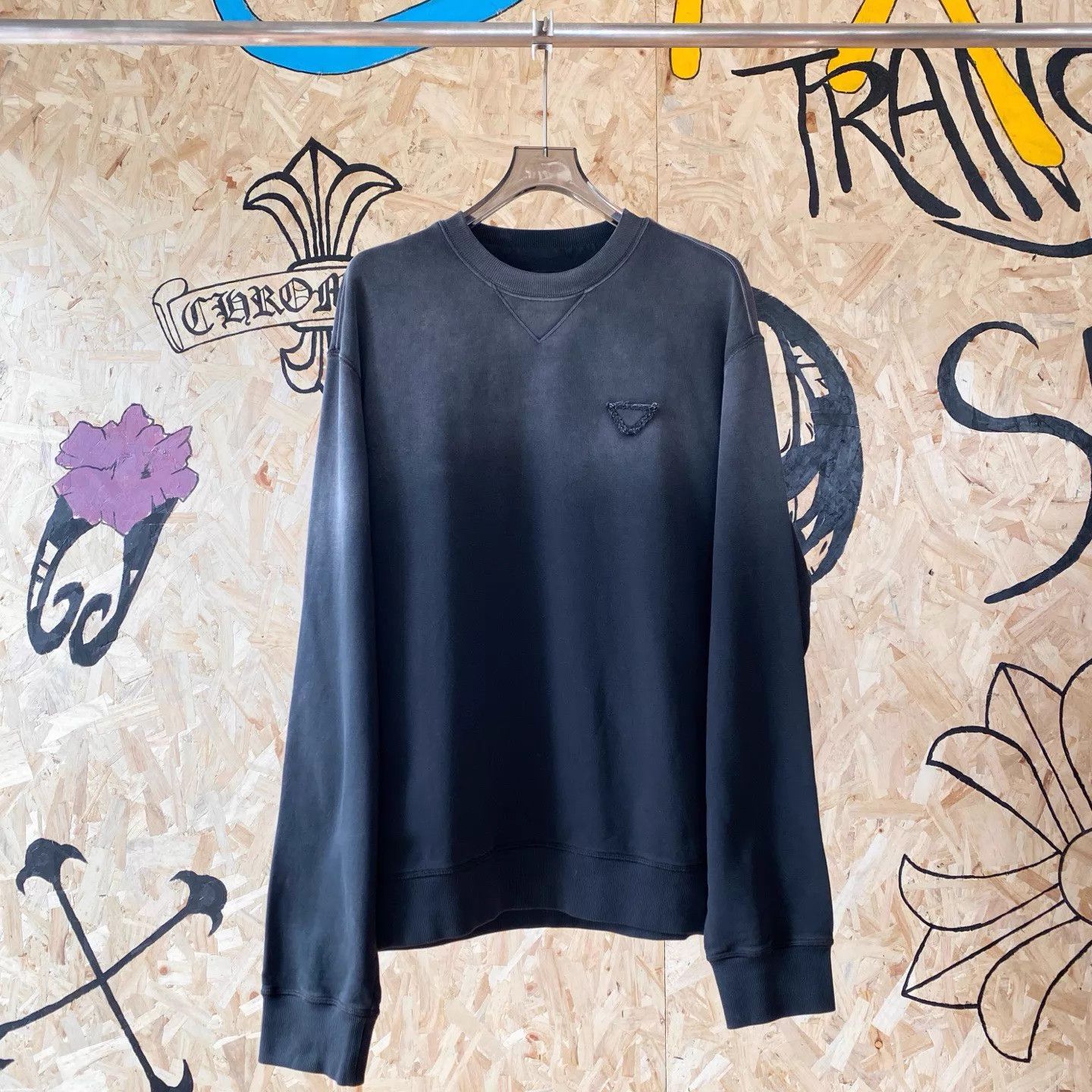 Prada PRADA gradient logo crewneck sweatshirt men's black M Size US M / EU 48-50 / 2 - 1 Thumbnail