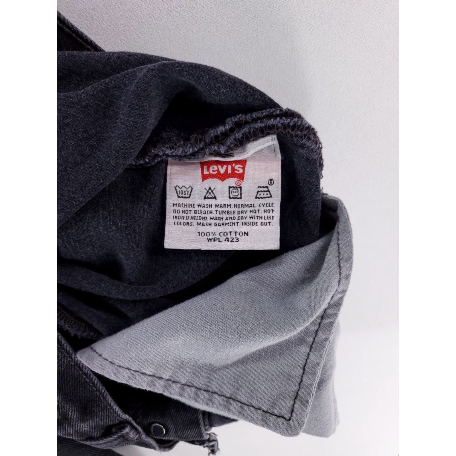 Levi's VINTAGE Levi's 501 VTG 90s Jeans Black Button Fly Mens 32 x 36 32 x 35 Actual Straight Jeans Mens Black 90s Vintage Levi's 501 VTG Jeans Size US 32 / EU 48 - 5 Thumbnail