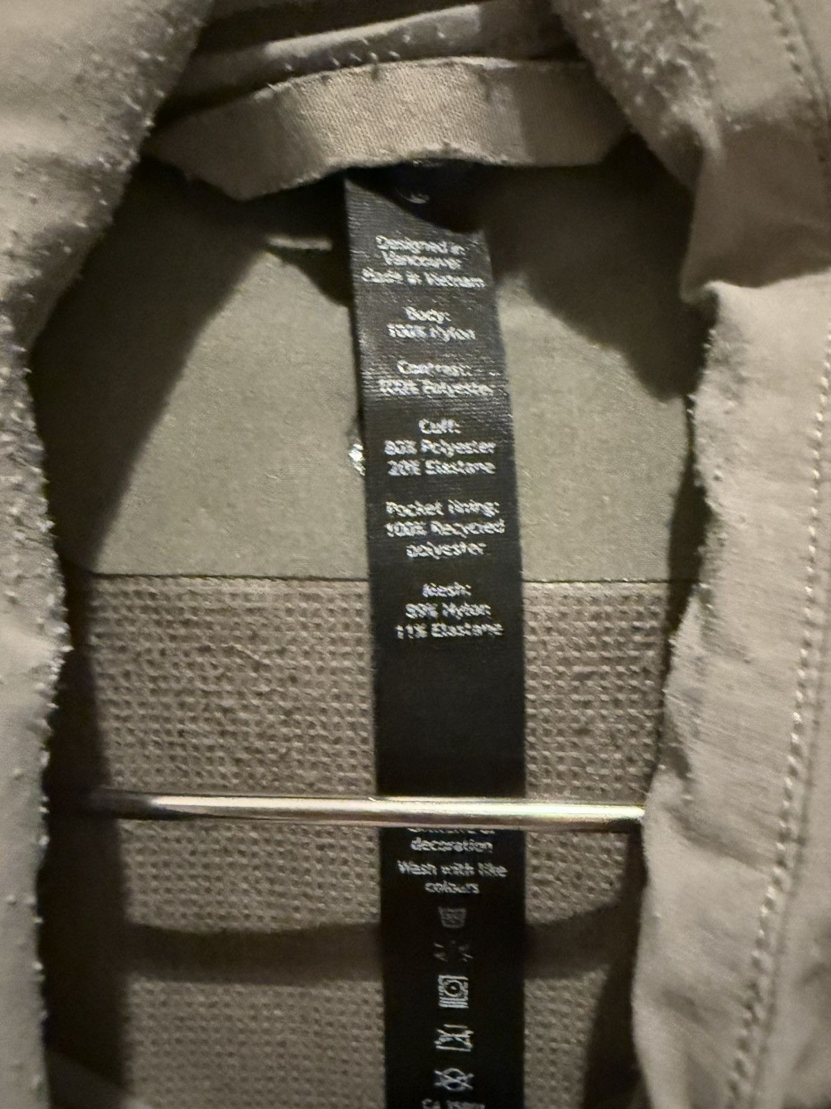 Lululemon Lululemon Light Running Jacket Size US S / EU 44-46 / 1 - 2 Thumbnail