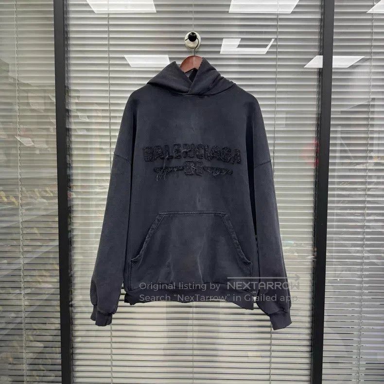 Balenciaga Balenciaga Destroyed Embroidered Hooded Sweatshirt Size US XS / EU 42 / 0 - 1 Thumbnail