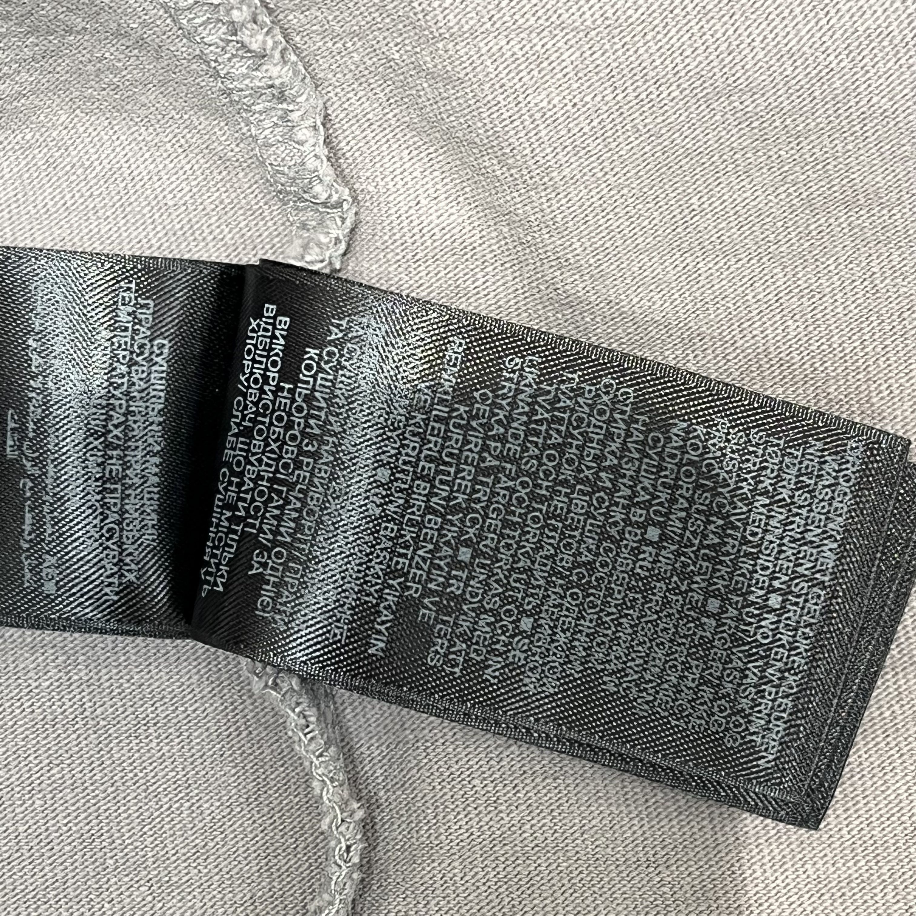 Gap × Yeezy Yeezy x Gap Box Tee Light Grey Size US L / EU 52-54 / 3 - 11 Thumbnail